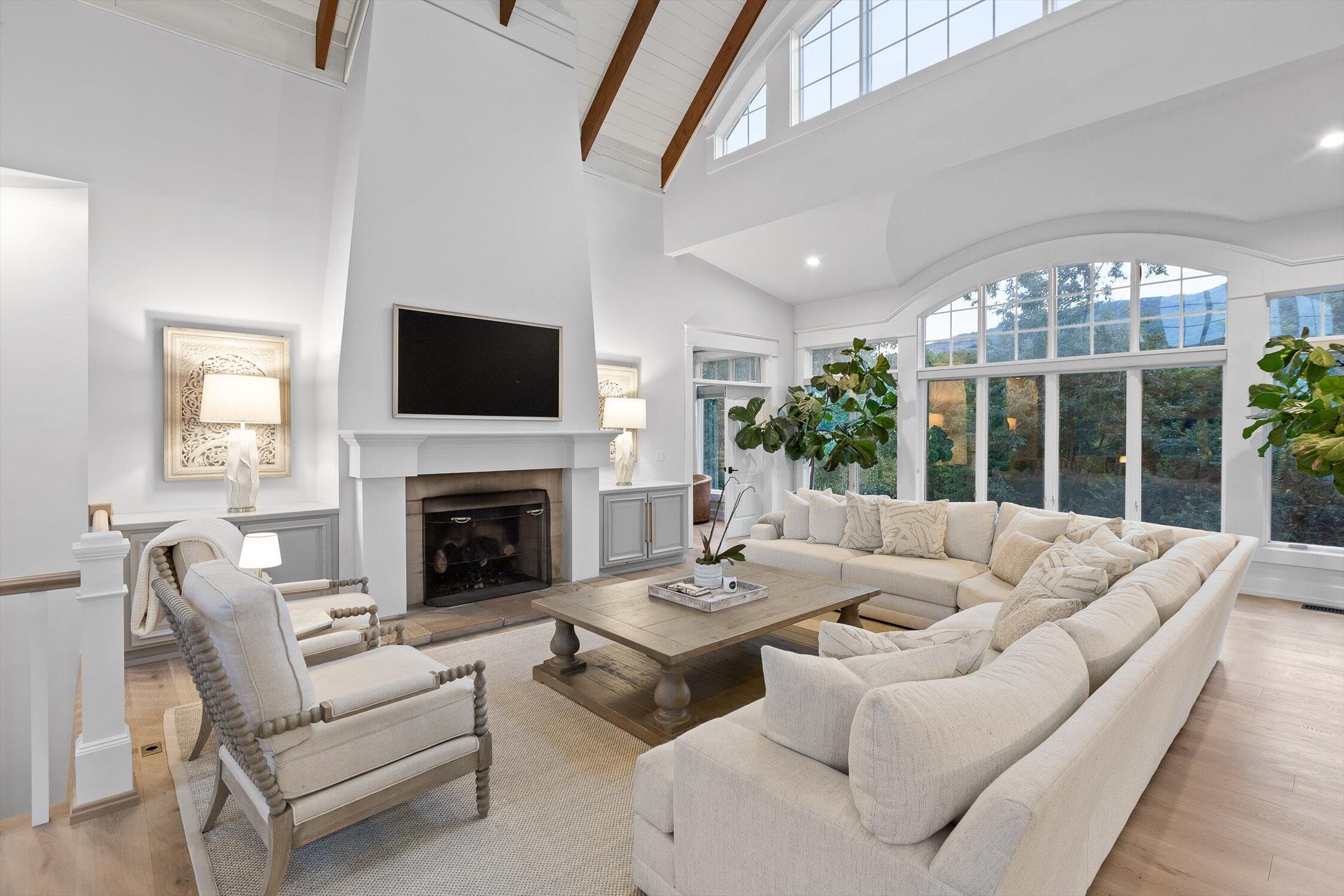 589 Magnolia Vale Drive