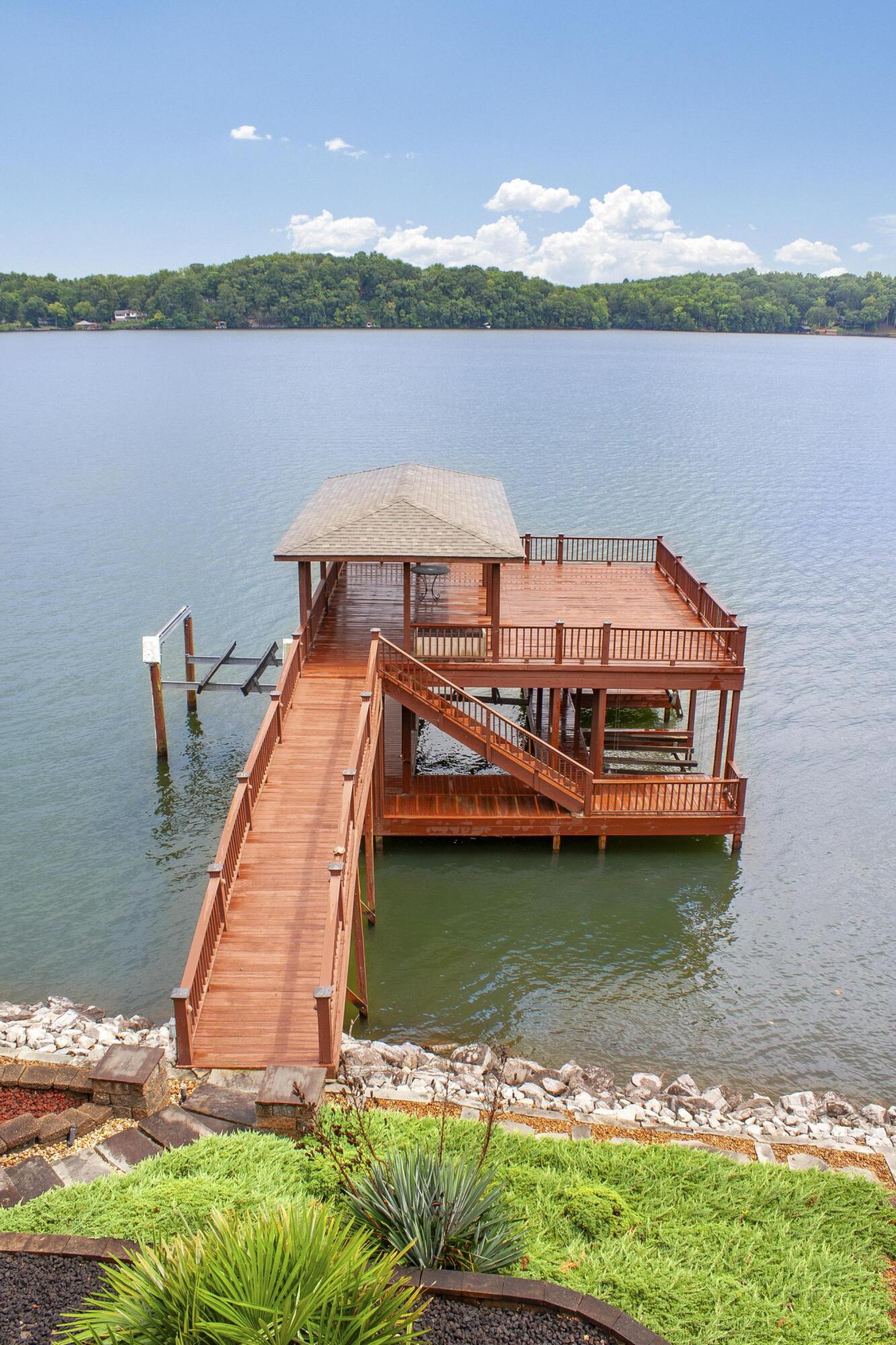 12004 Oak Cove Lane