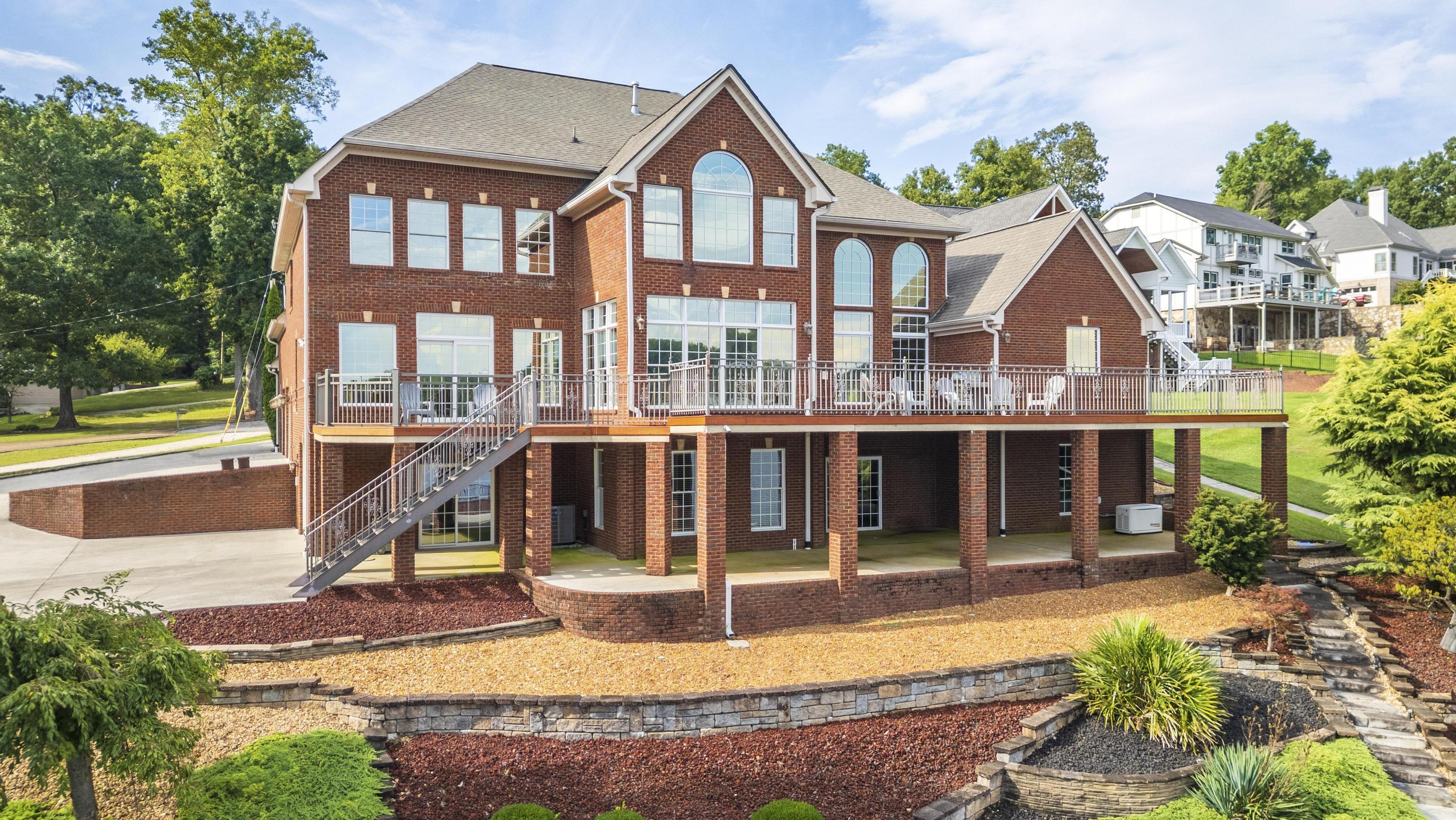 12004 Oak Cove Lane
