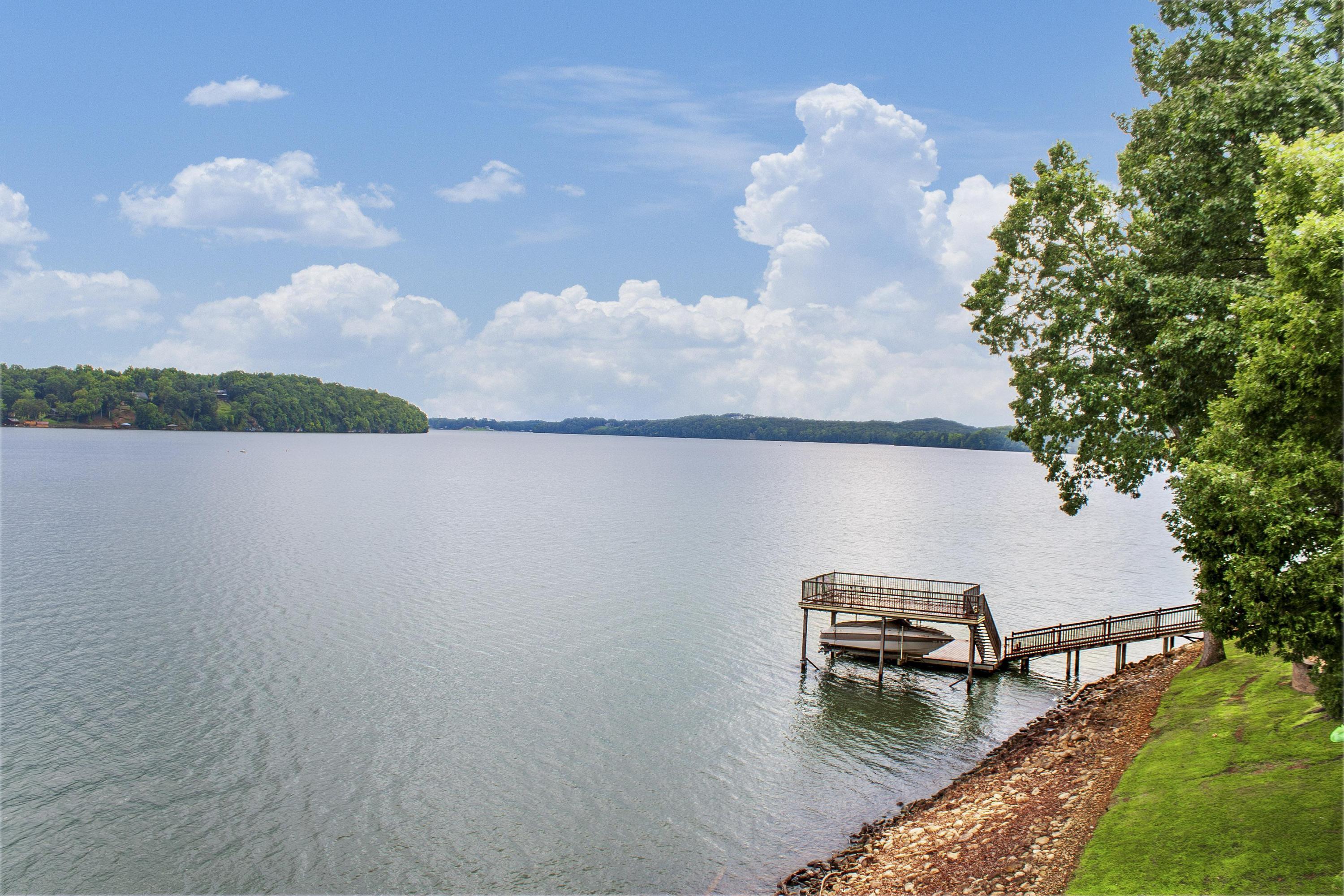 12004 Oak Cove Lane