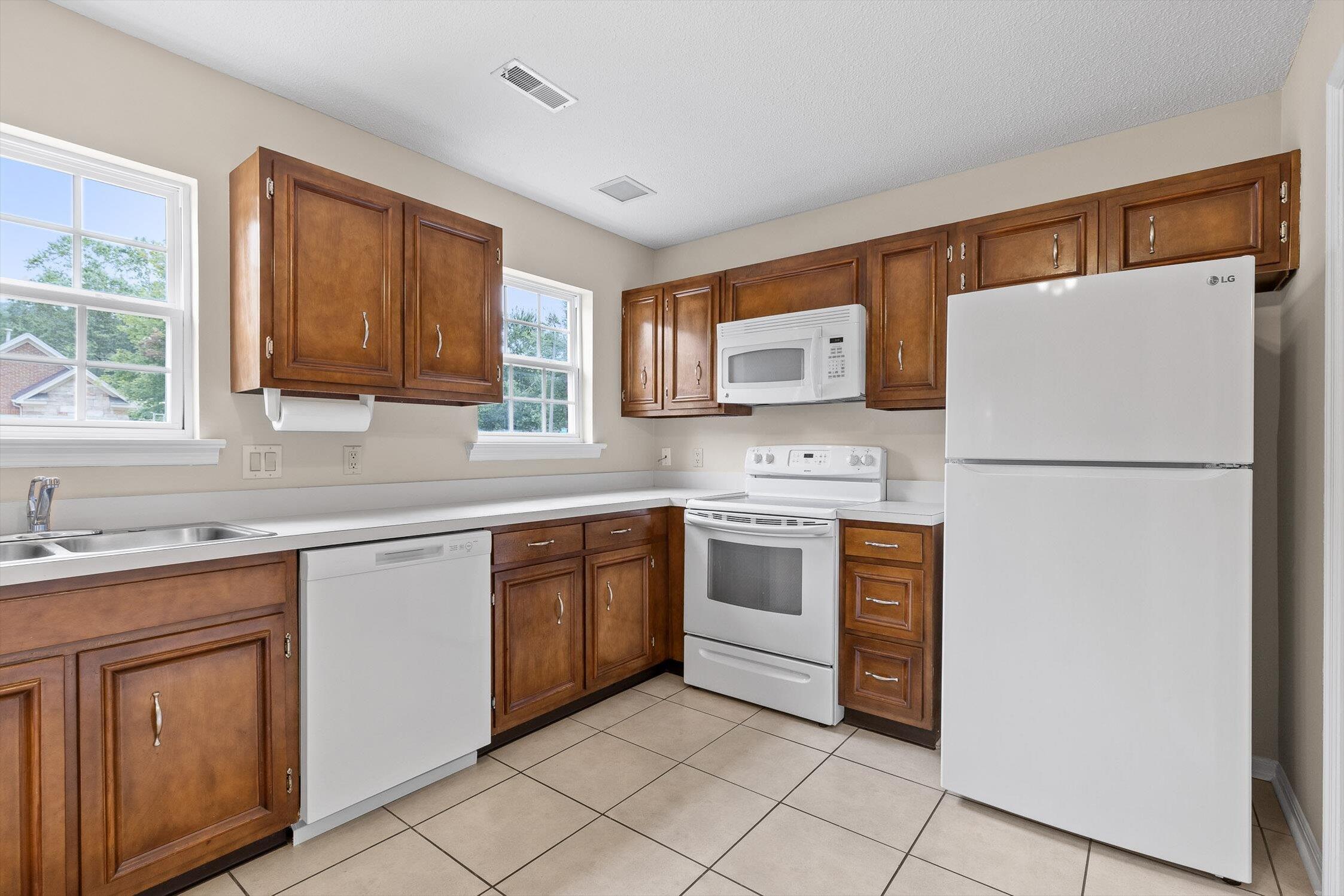 6405 Brookmead Circle