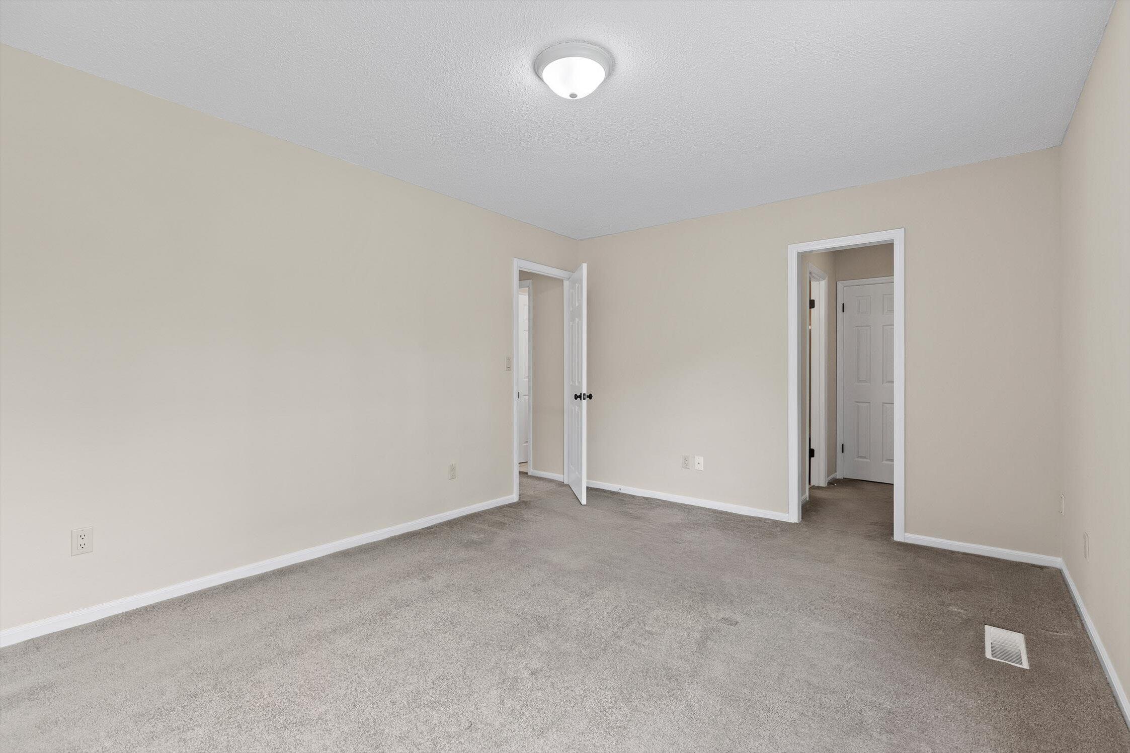 6405 Brookmead Circle