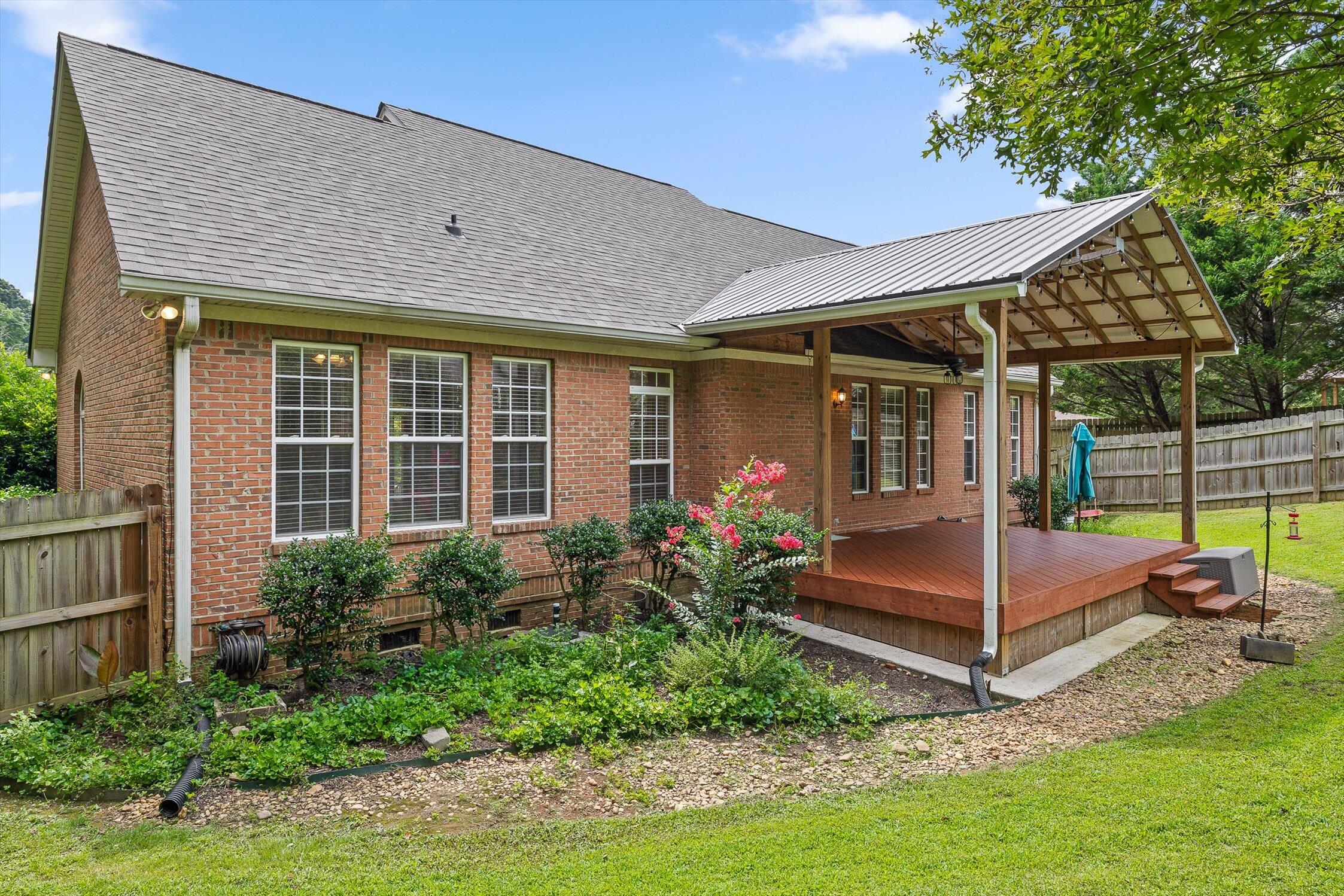 3127 Hamill Road