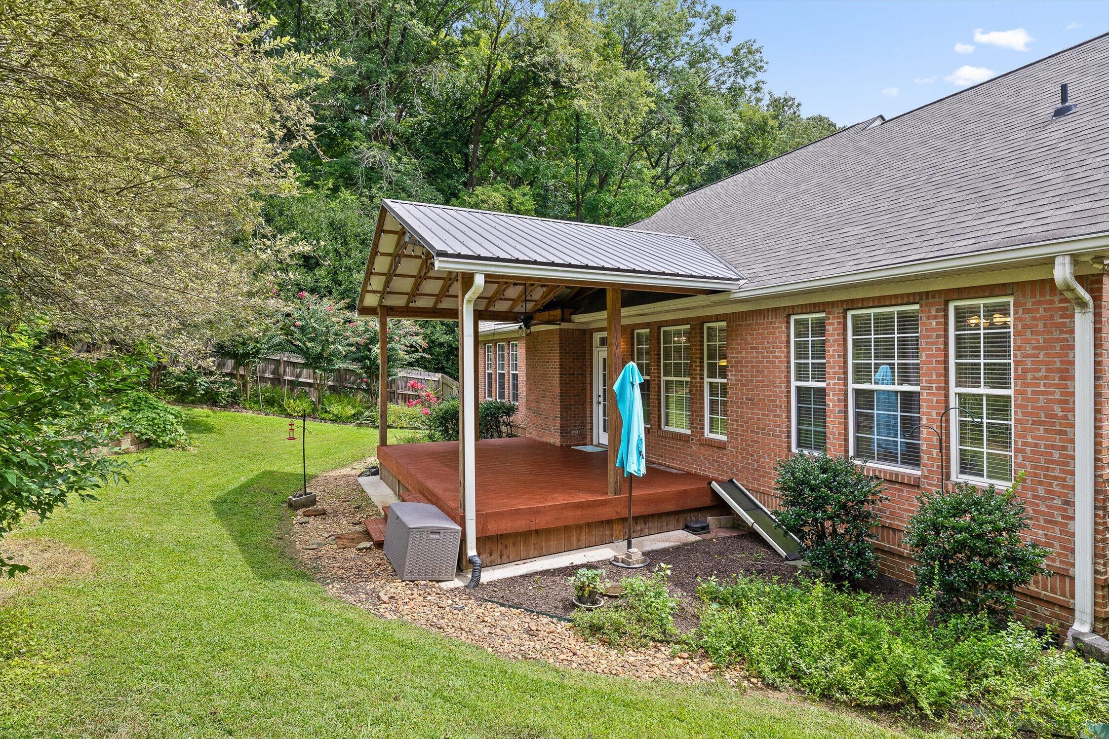 3127 Hamill Road