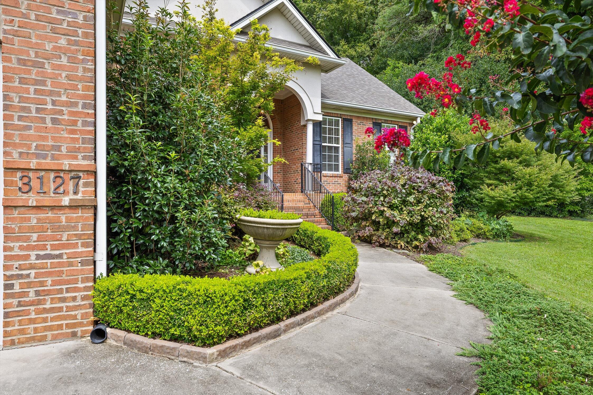 3127 Hamill Road