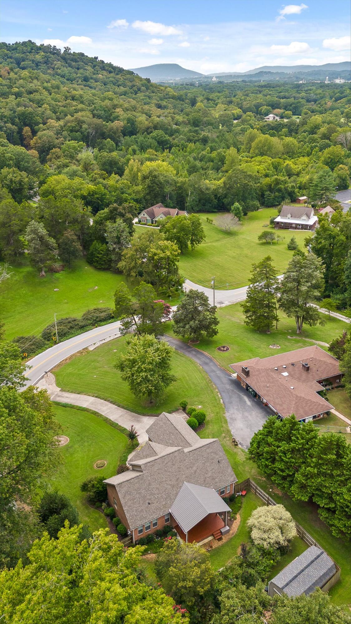 3127 Hamill Road