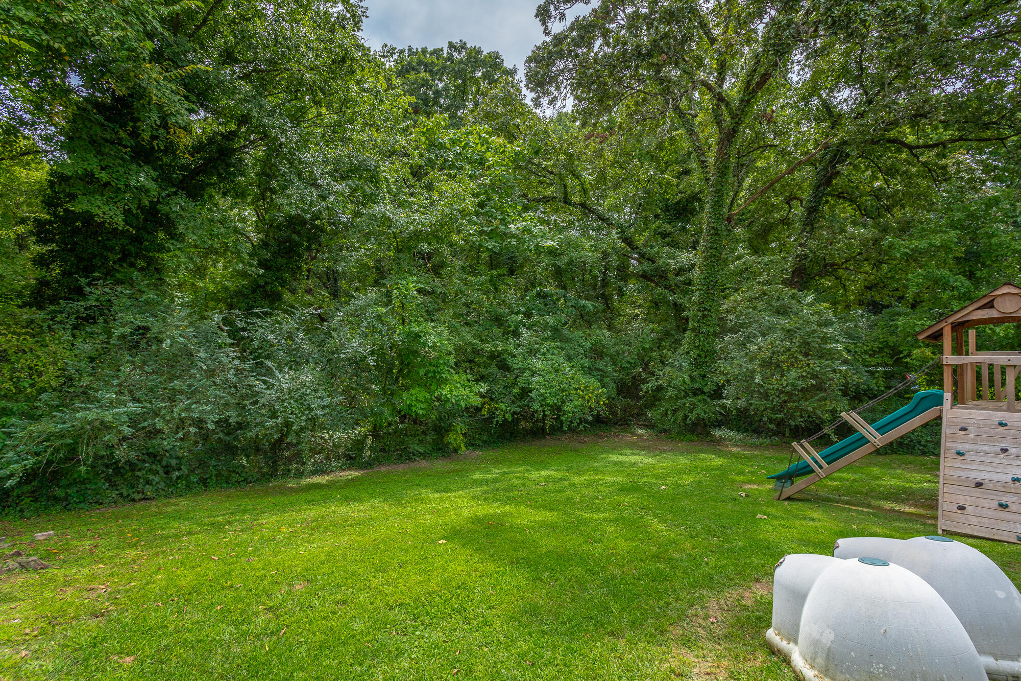 3816 Azalean Drive