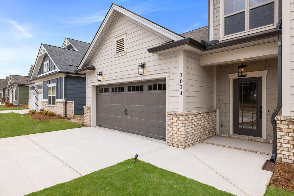 3024 Discovery Drive NW, 17