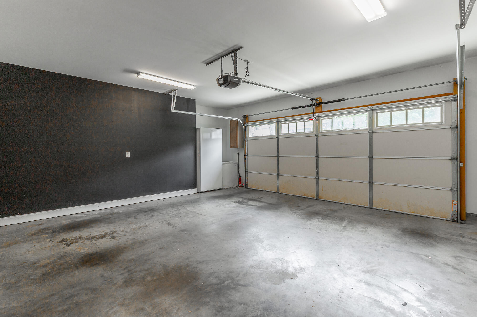 1147 Saddlebrook Drive