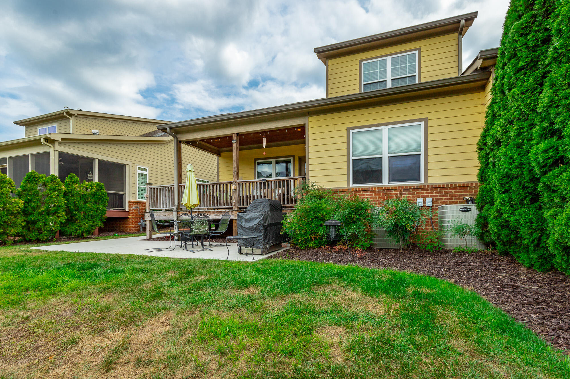 1147 Saddlebrook Drive