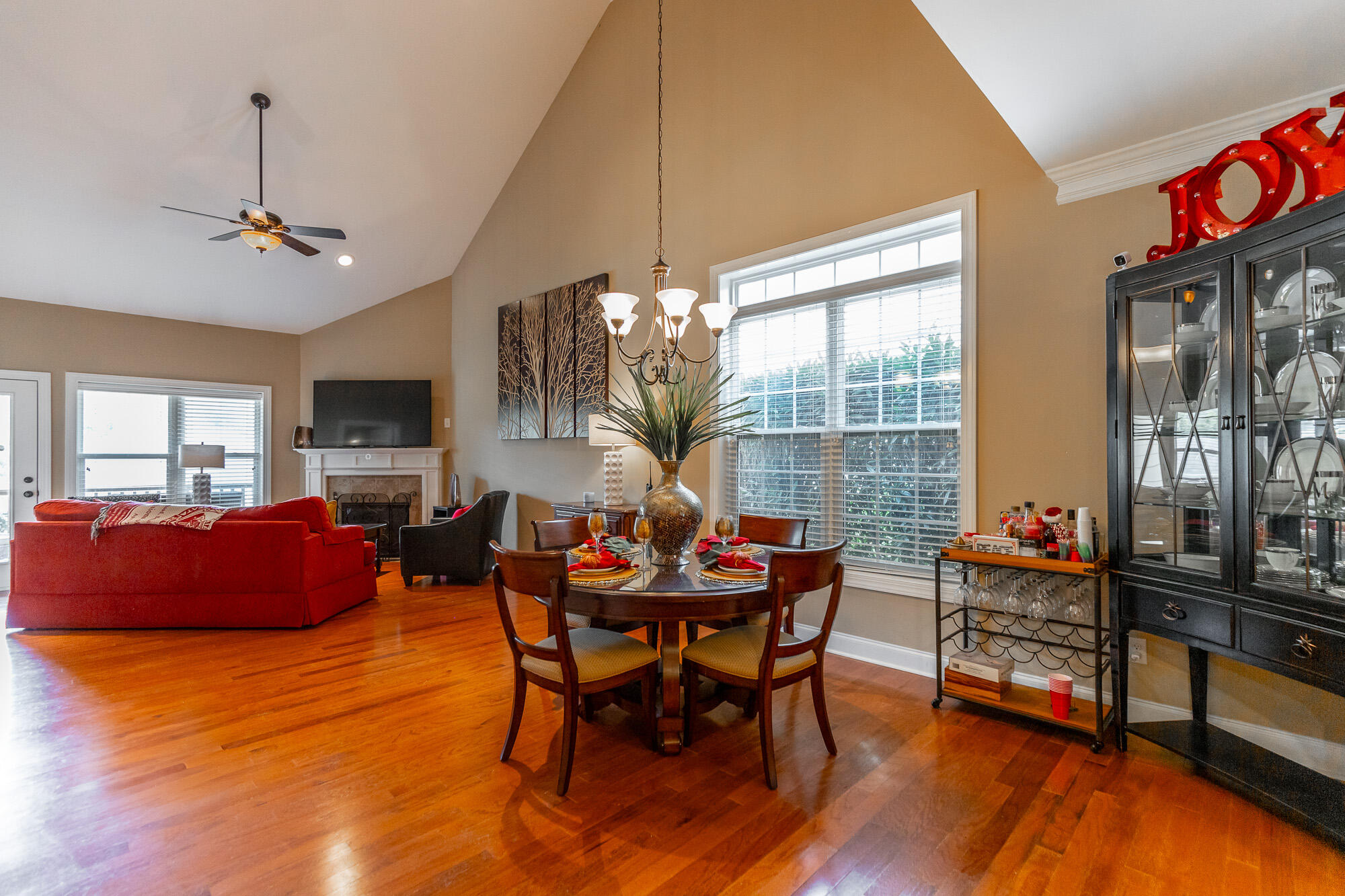 1147 Saddlebrook Drive