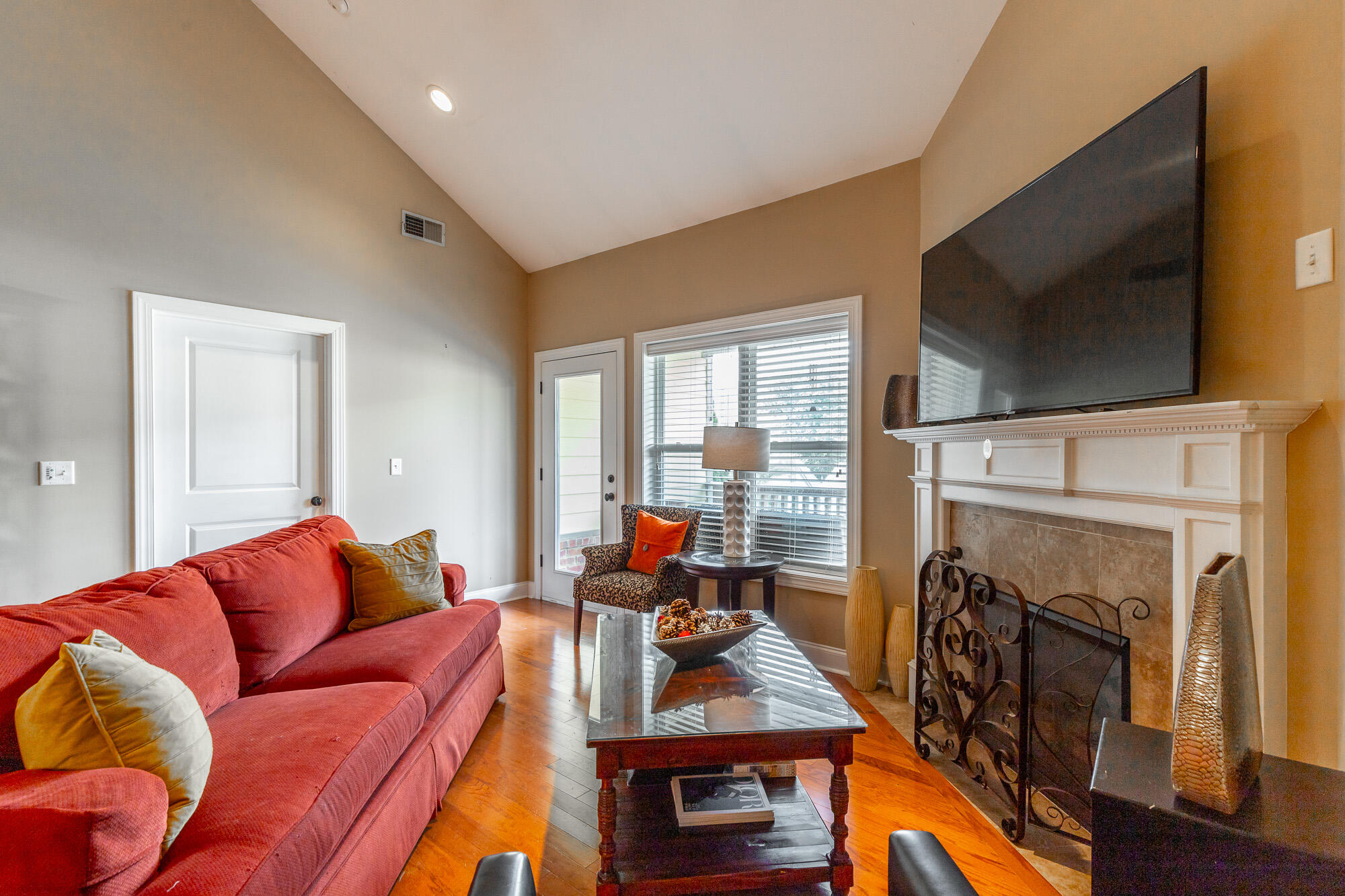 1147 Saddlebrook Drive
