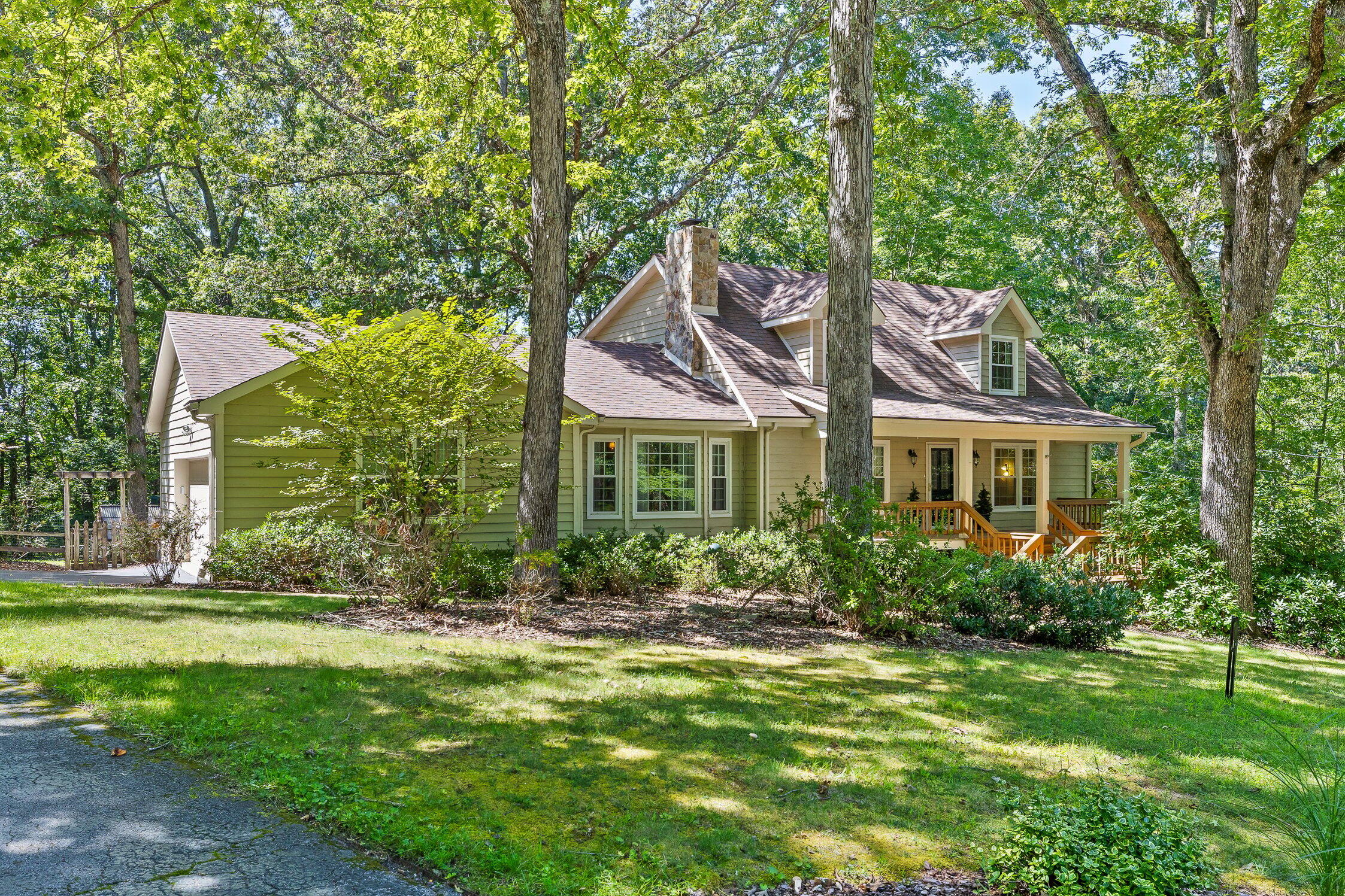 703 Windy Way