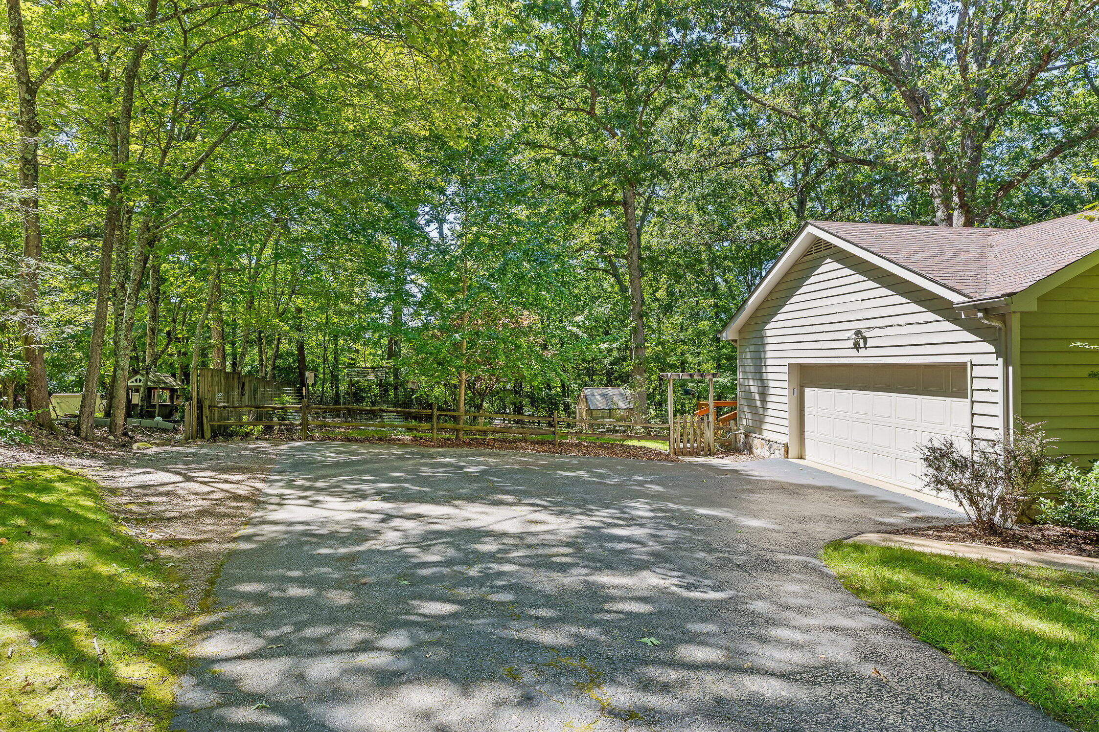 703 Windy Way