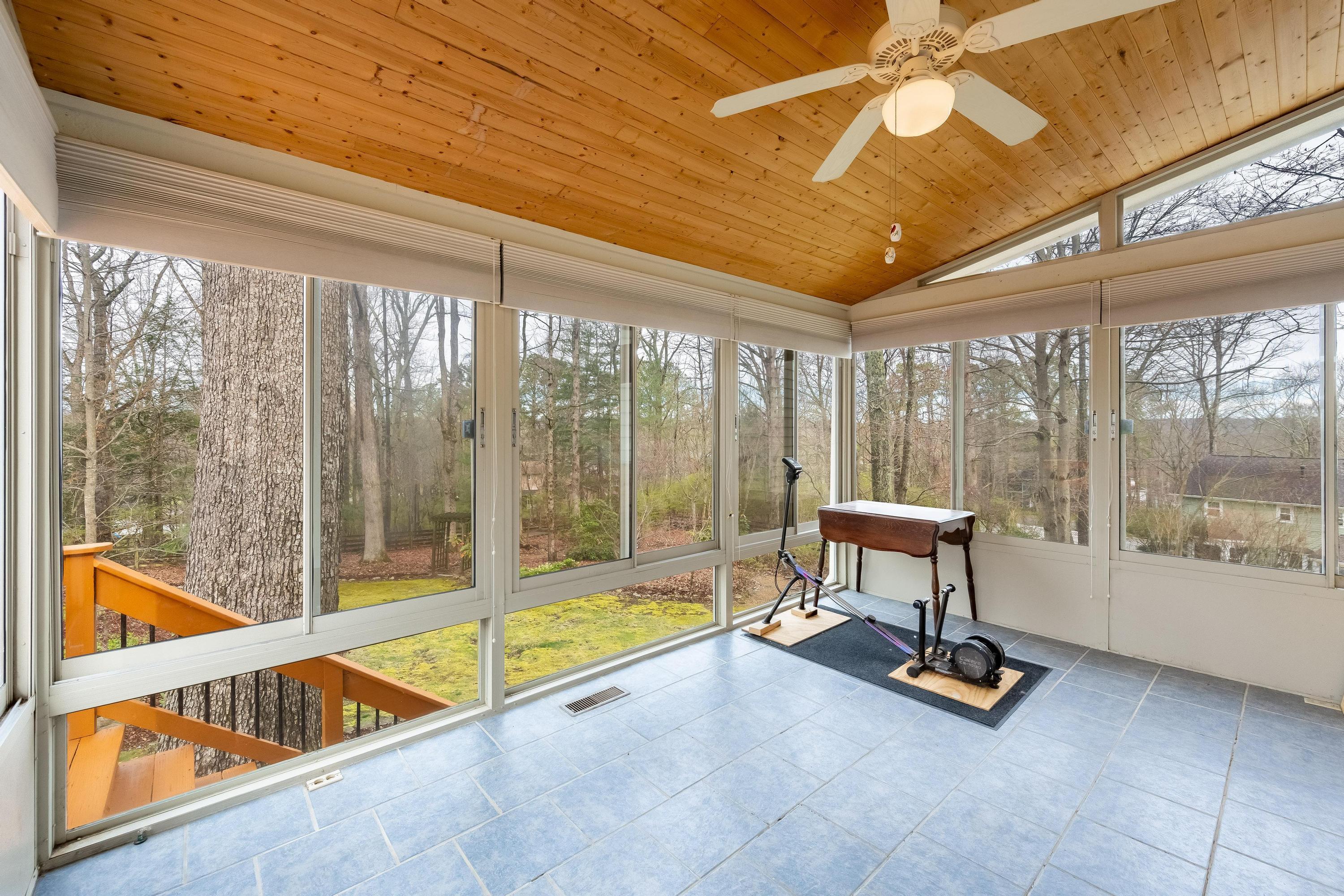 703 Windy Way