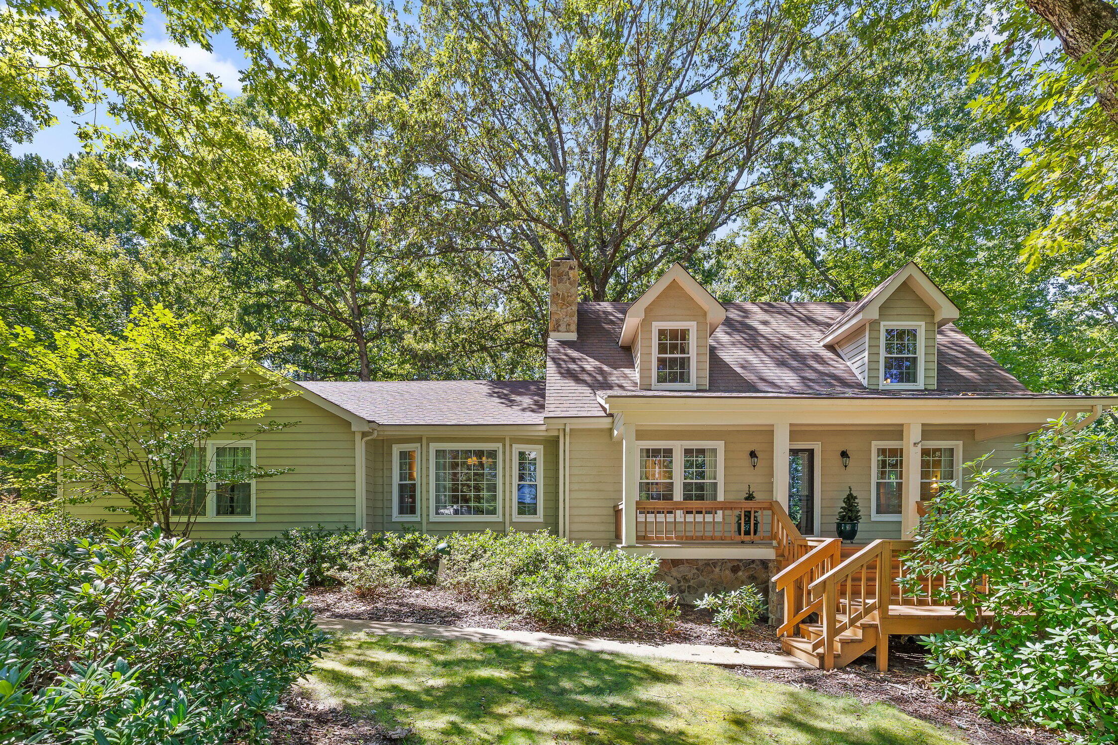703 Windy Way