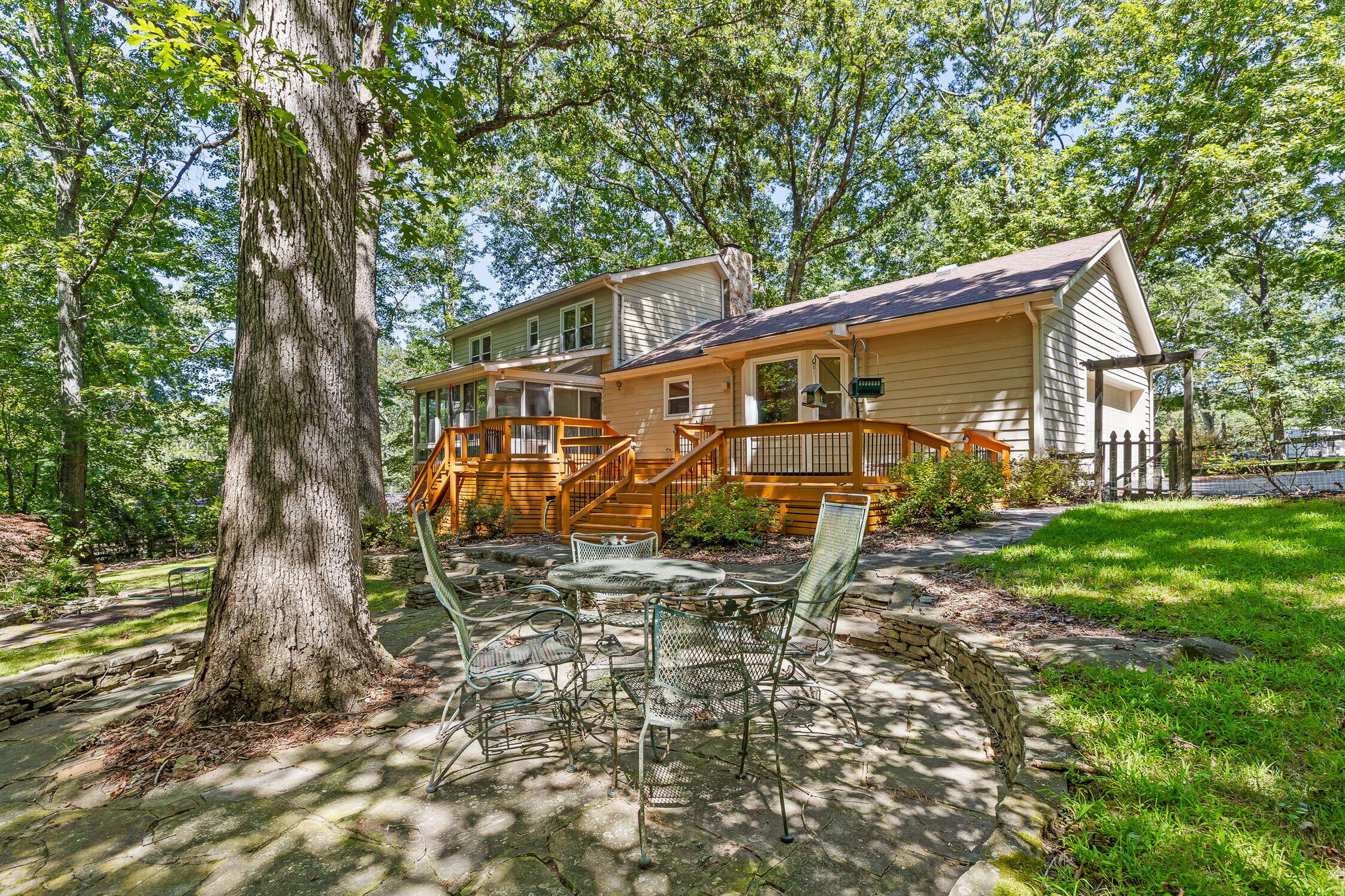 703 Windy Way