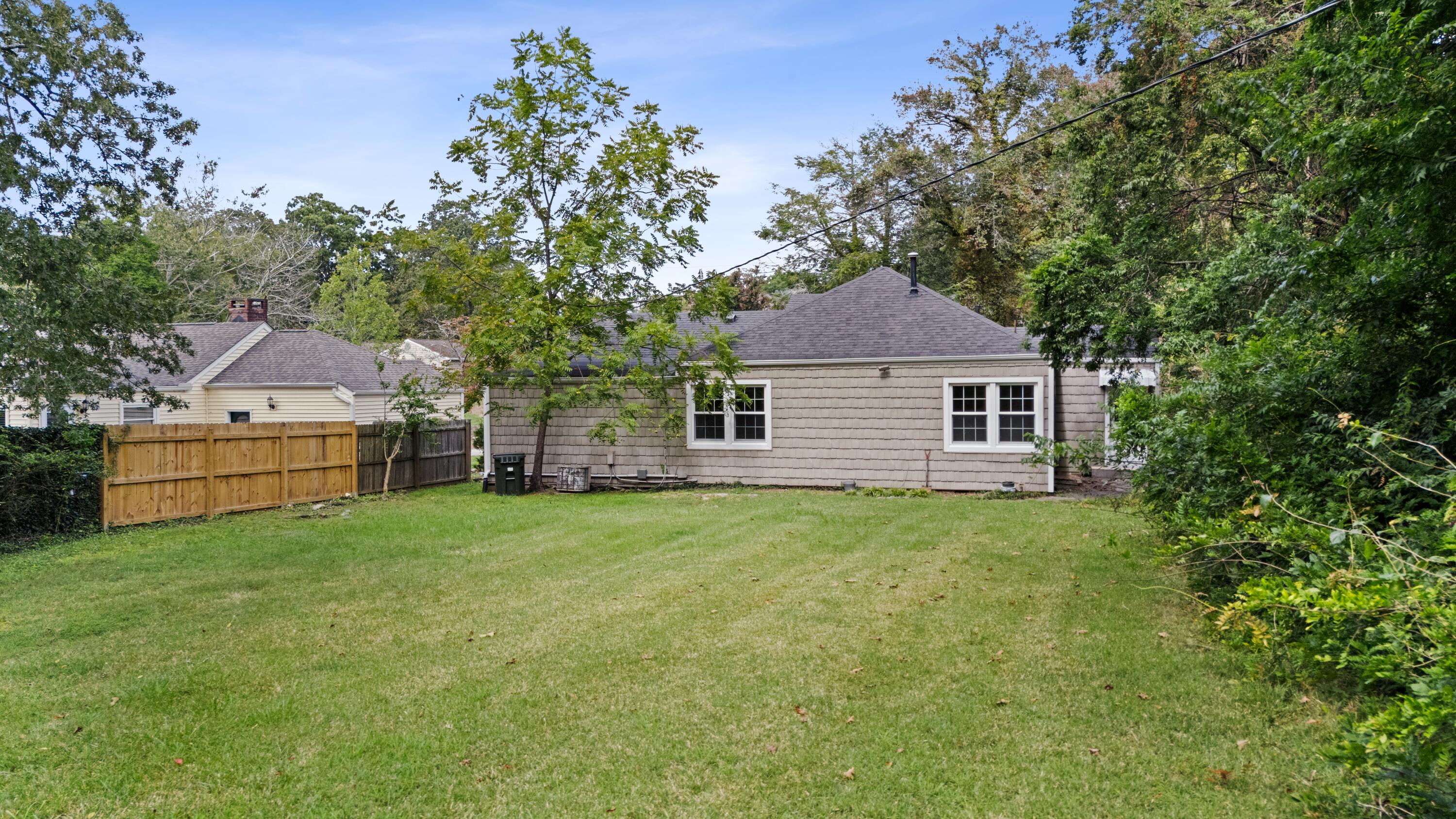 958 Signal Road