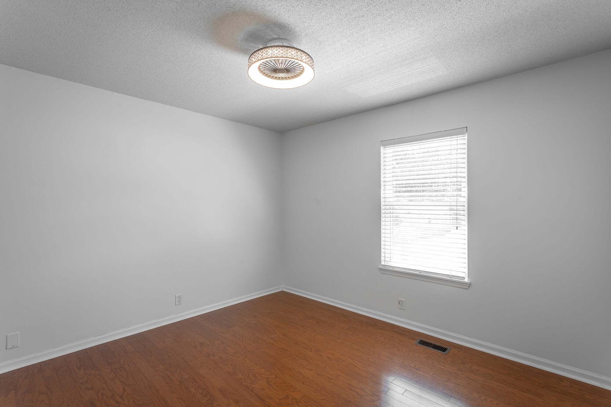 492 Smoketree Circle