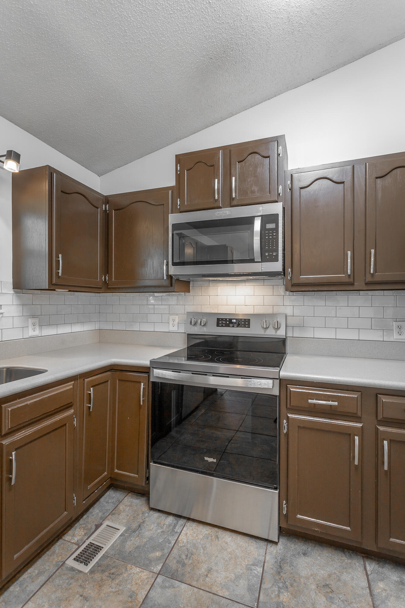 492 Smoketree Circle