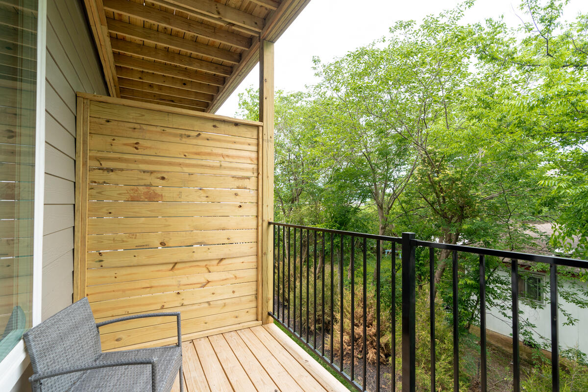 1445 Fagan Street, 209