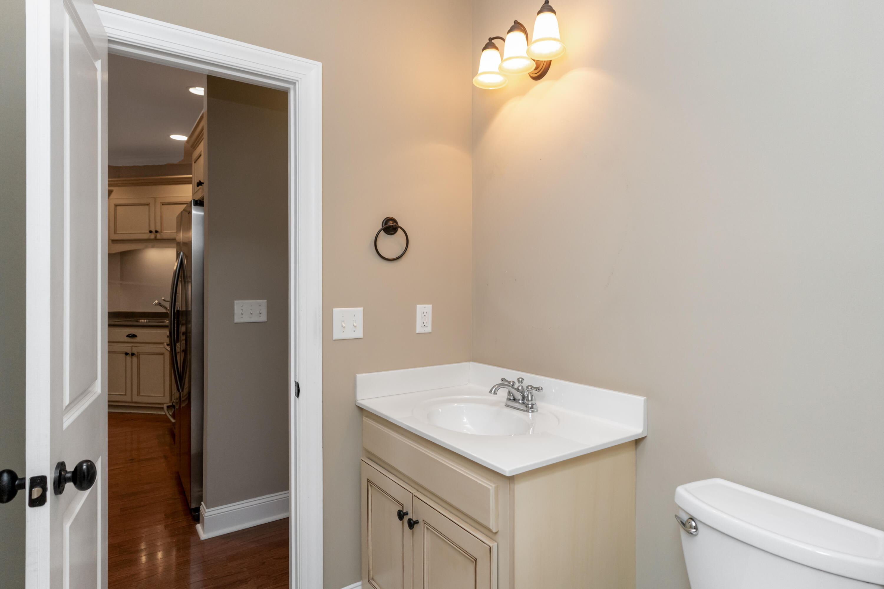 1122 Saddlebrook Drive