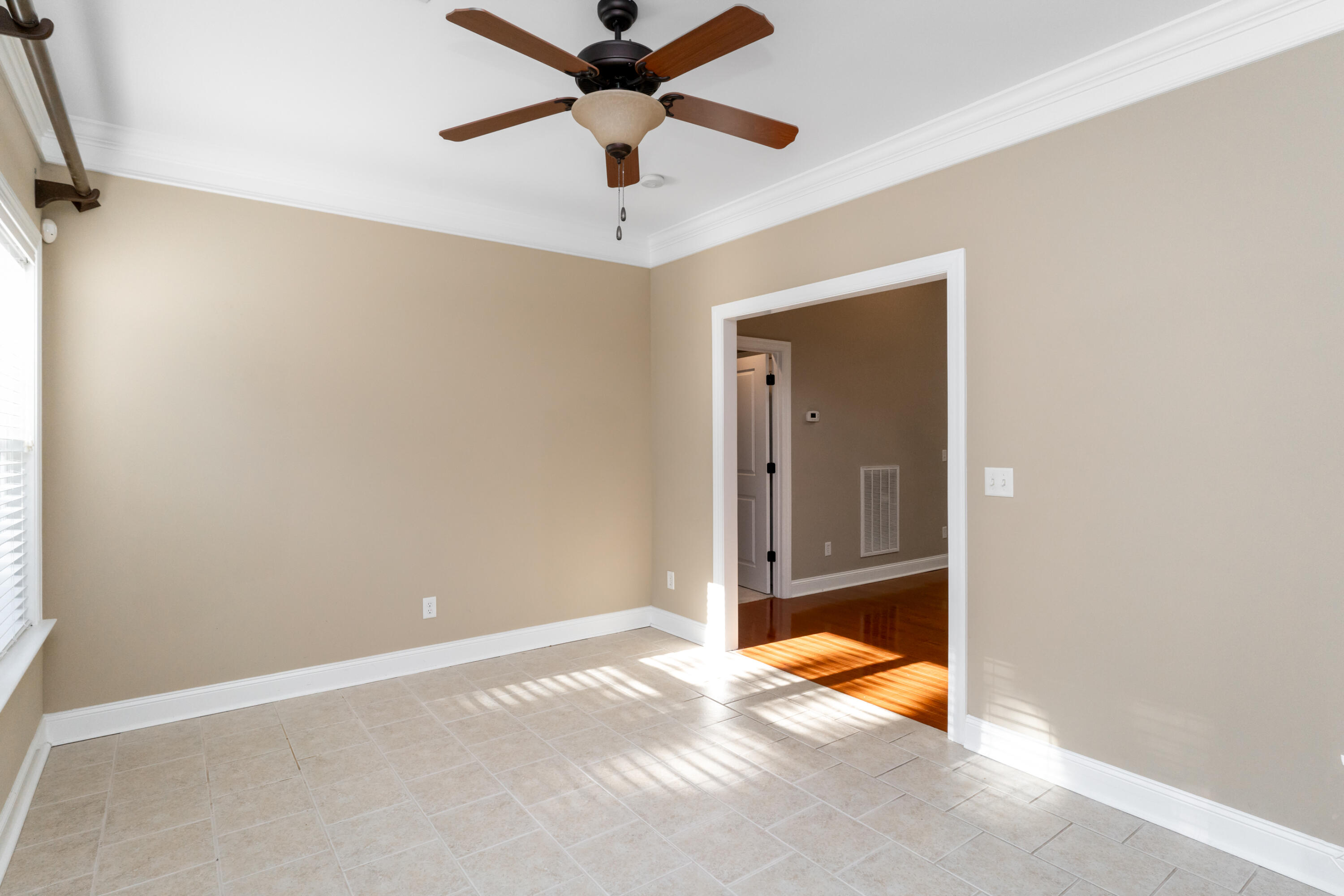 1122 Saddlebrook Drive