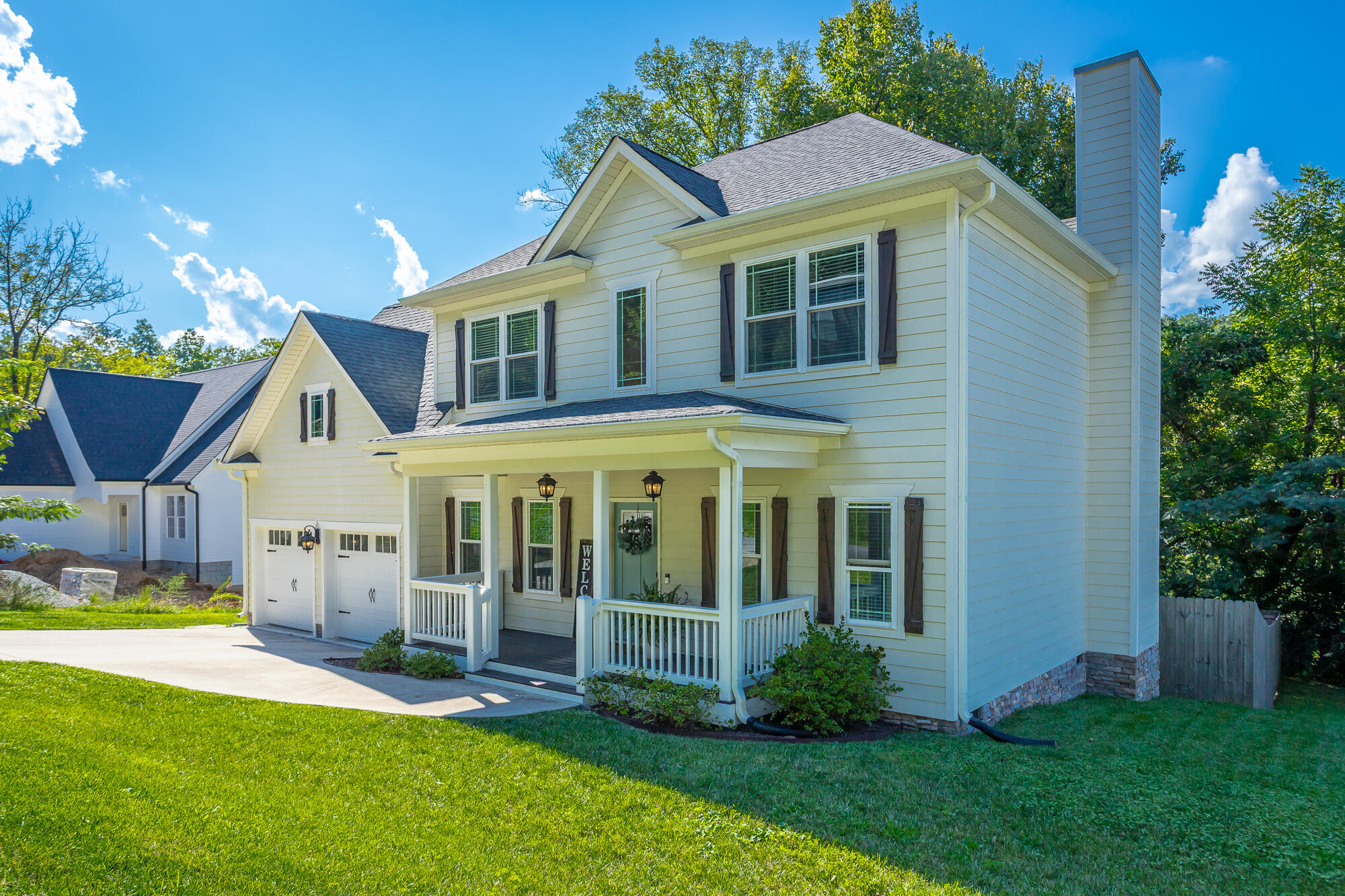 2557 Leaning Tree Lane