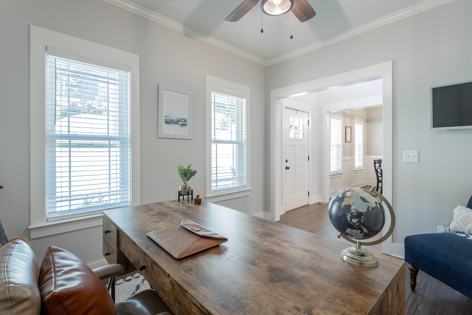 2557 Leaning Tree Lane