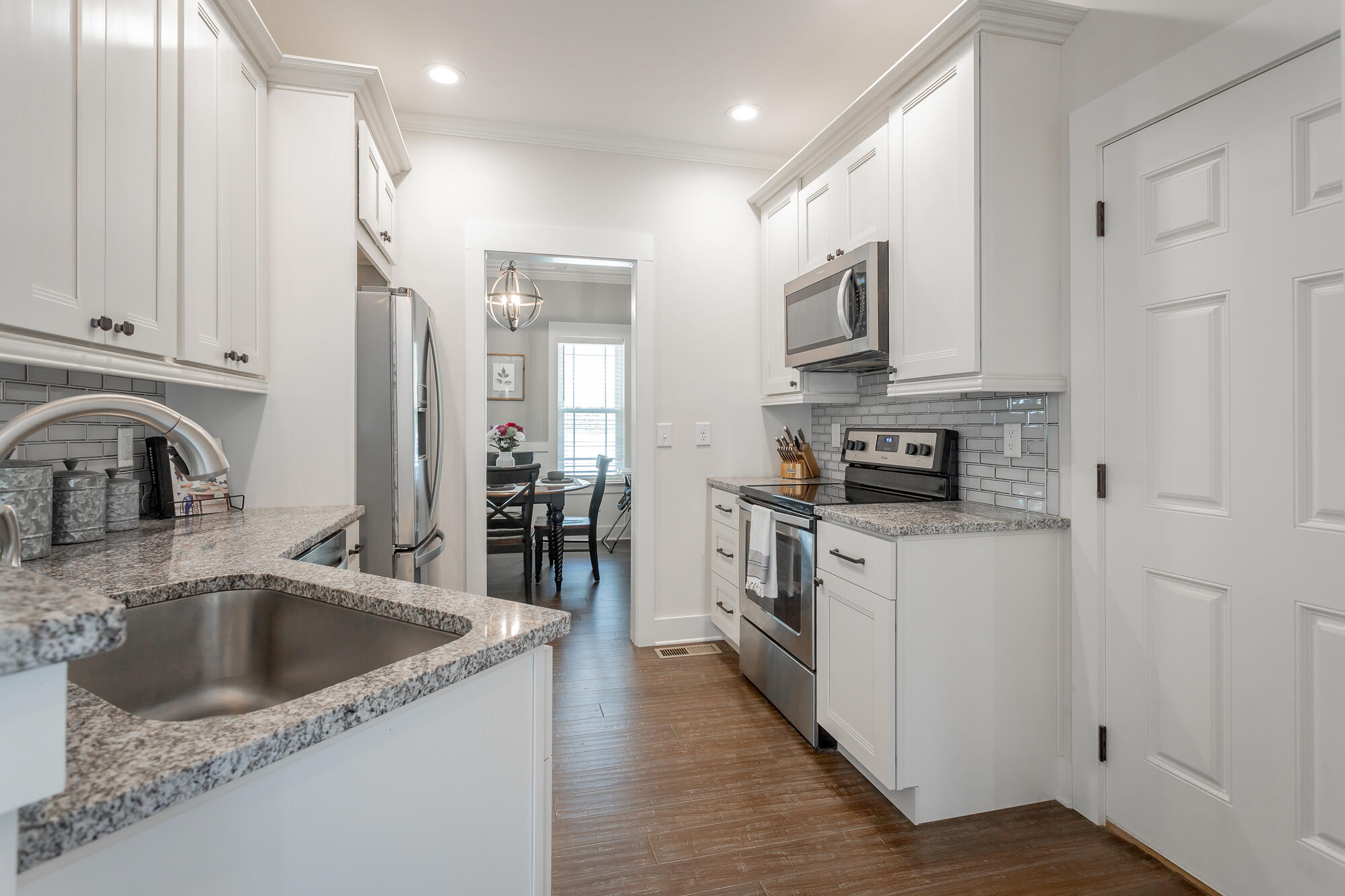 2557 Leaning Tree Lane