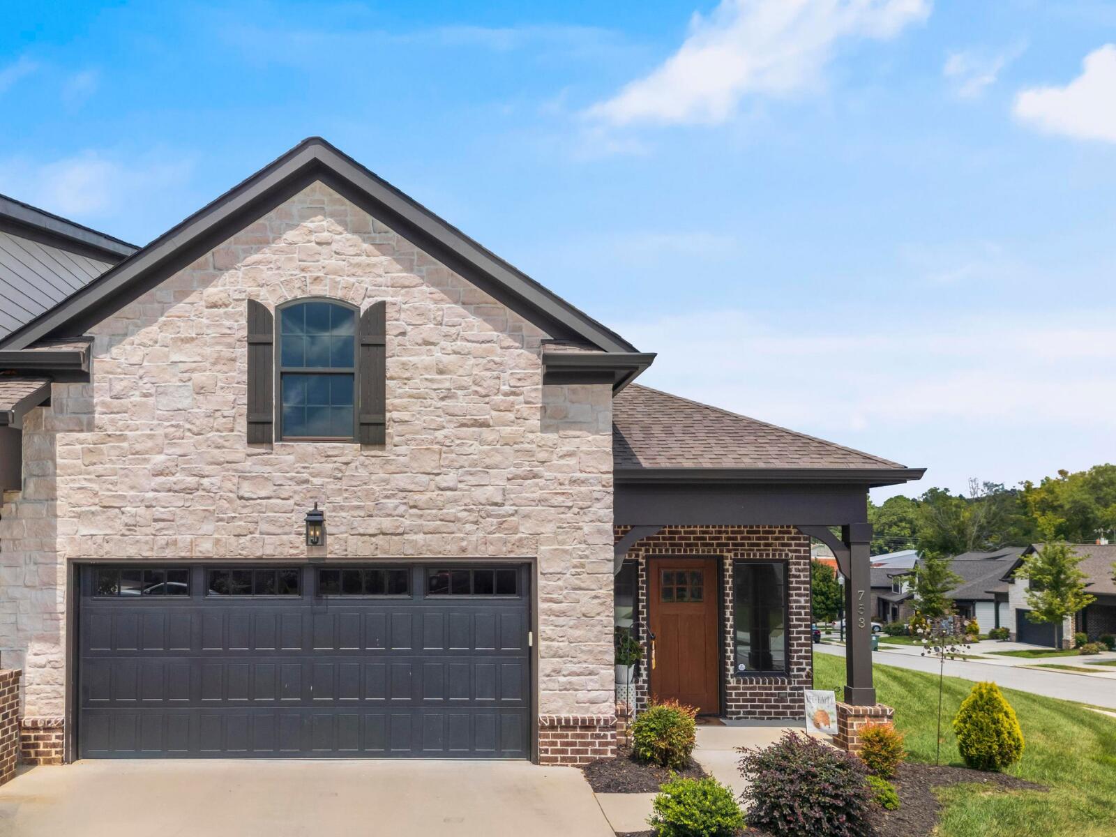 753 Wood Grove Circle