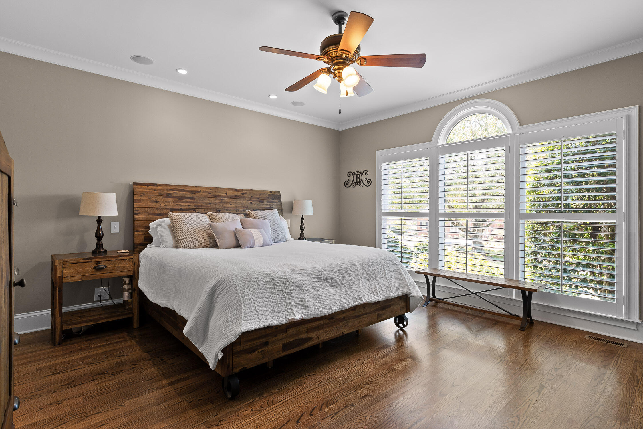 7707 Night Hawk Road