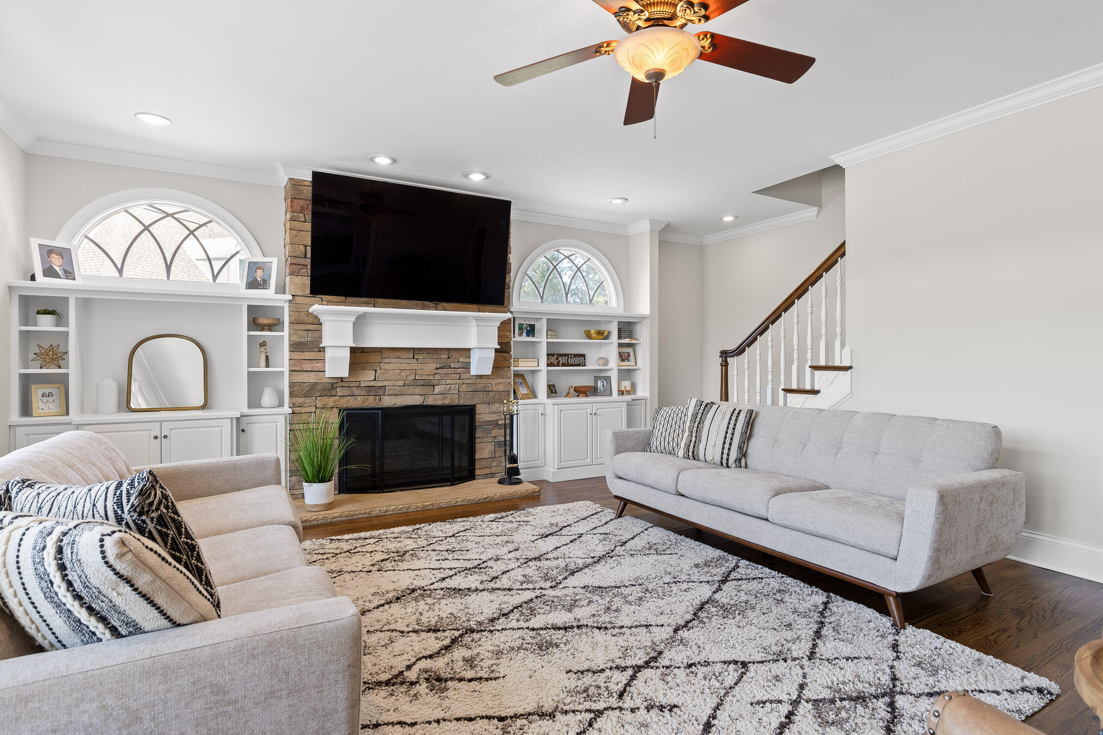 7707 Night Hawk Road