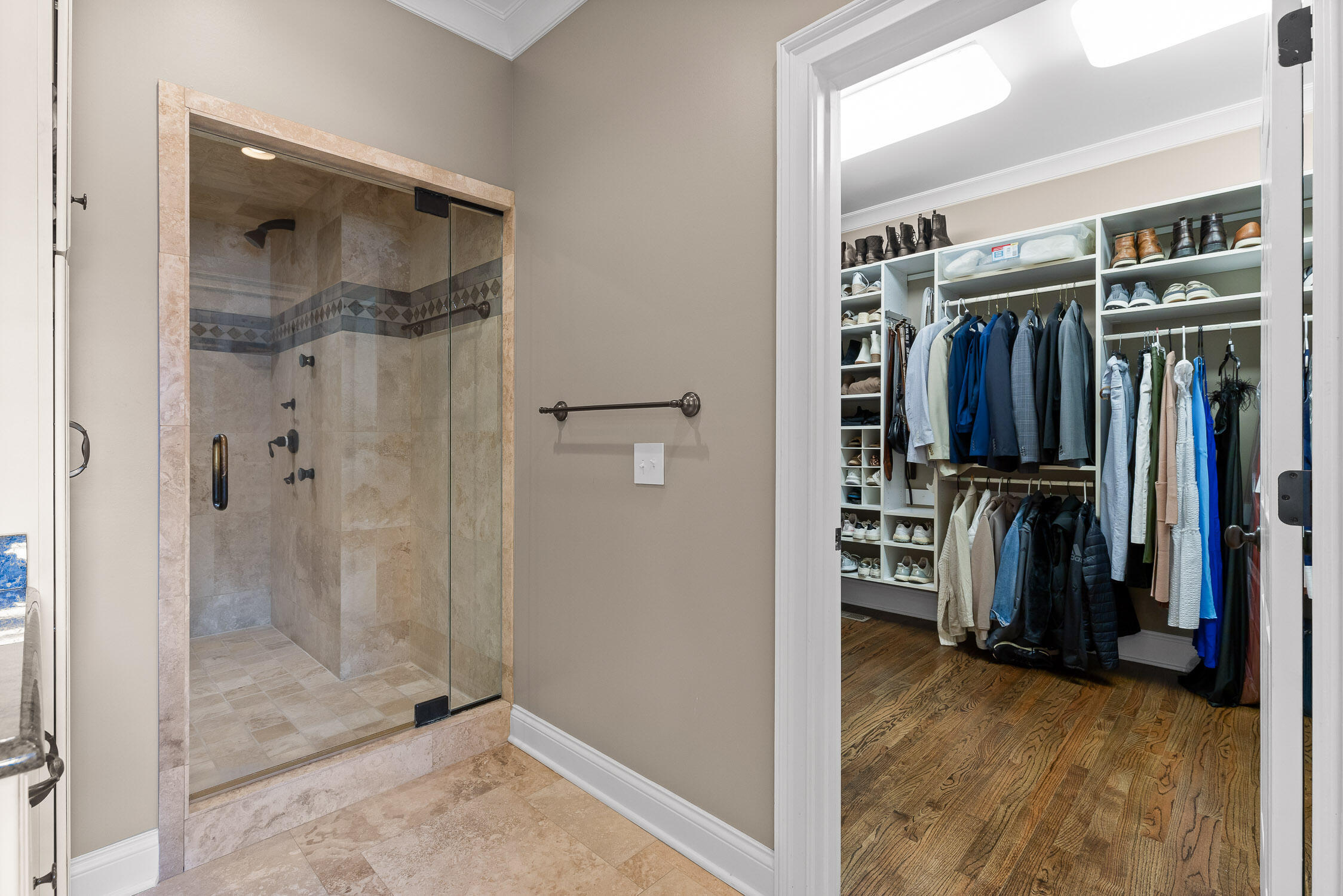 7707 Night Hawk Road