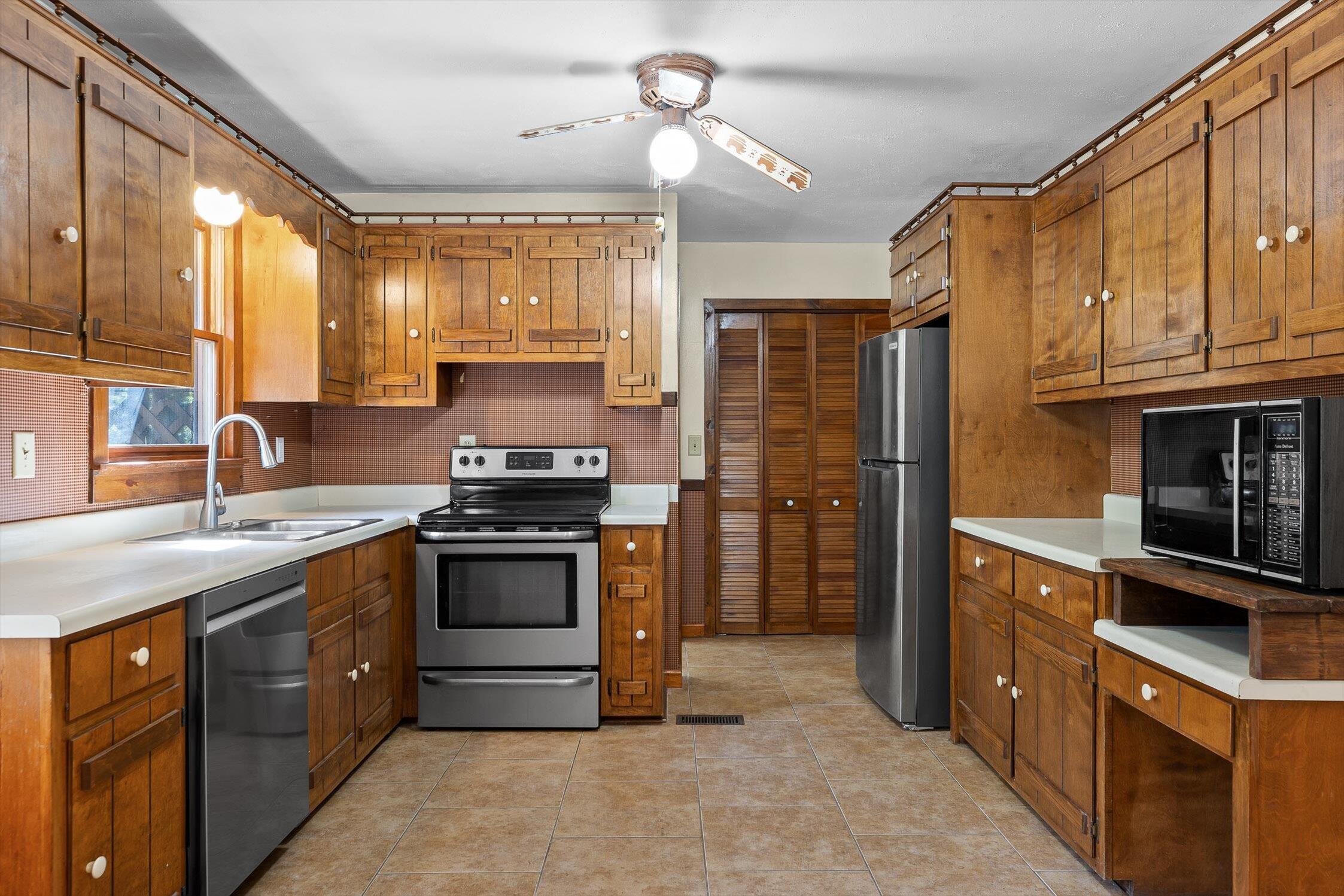 3303 Cantrell Road, LaFayette