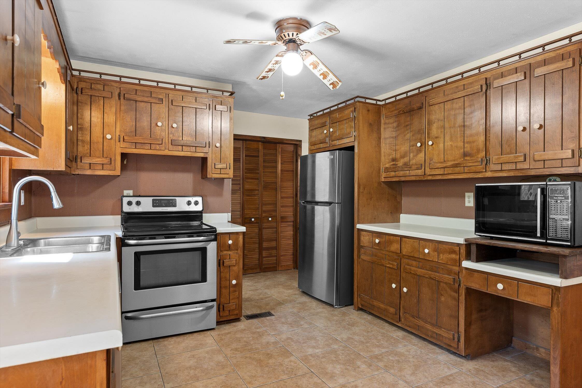 3303 Cantrell Road, LaFayette