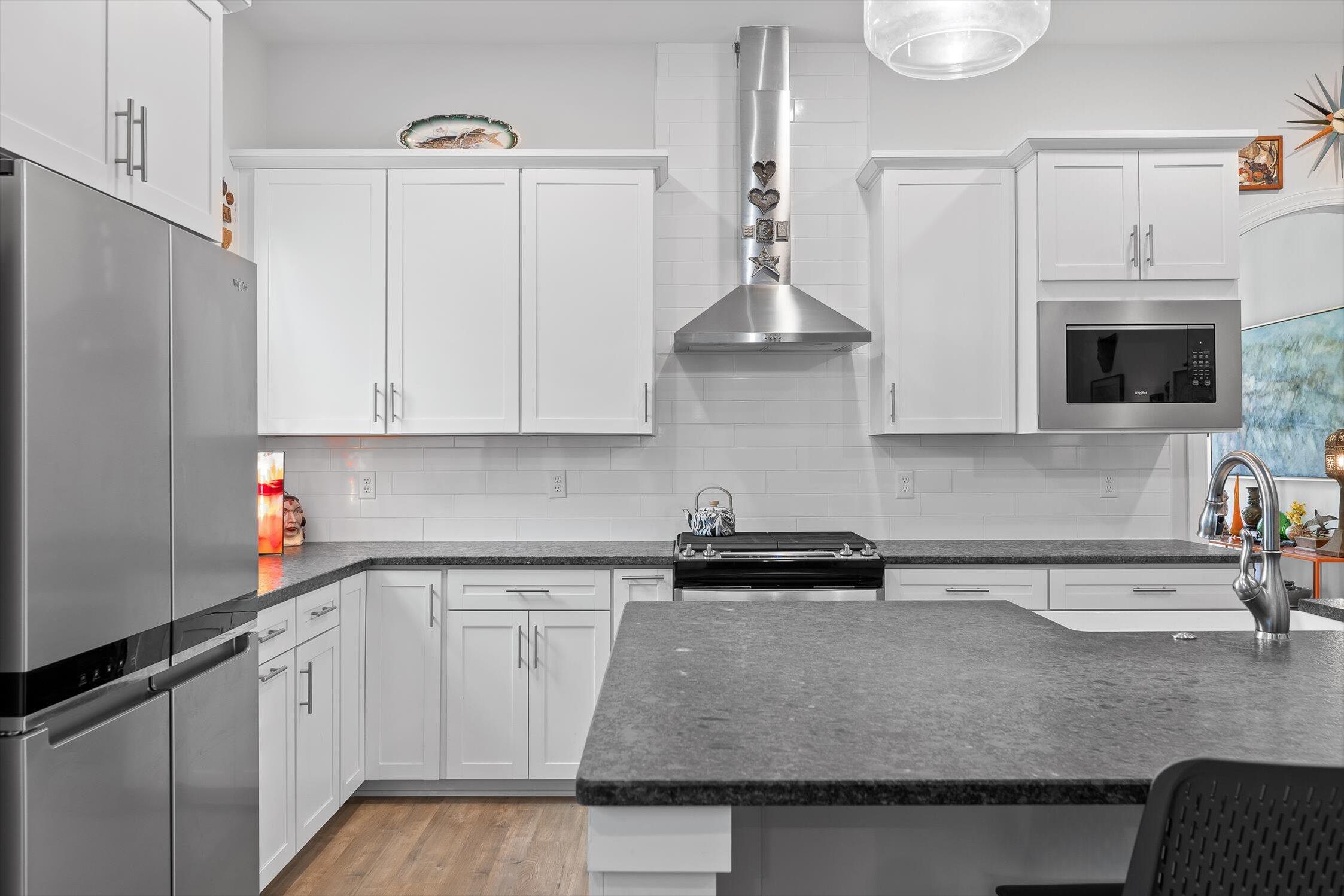 1864 Farmstead Drive