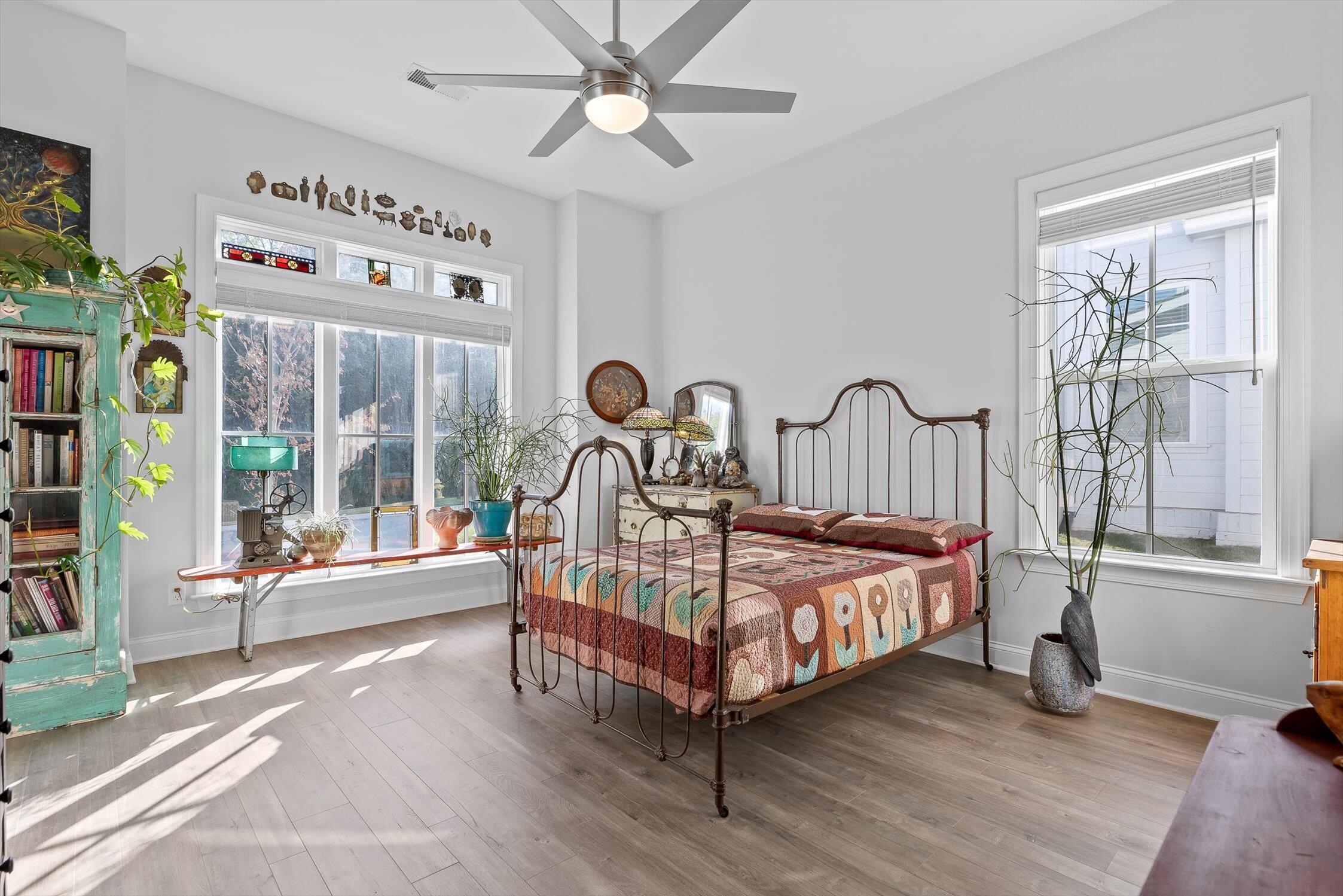 1864 Farmstead Drive