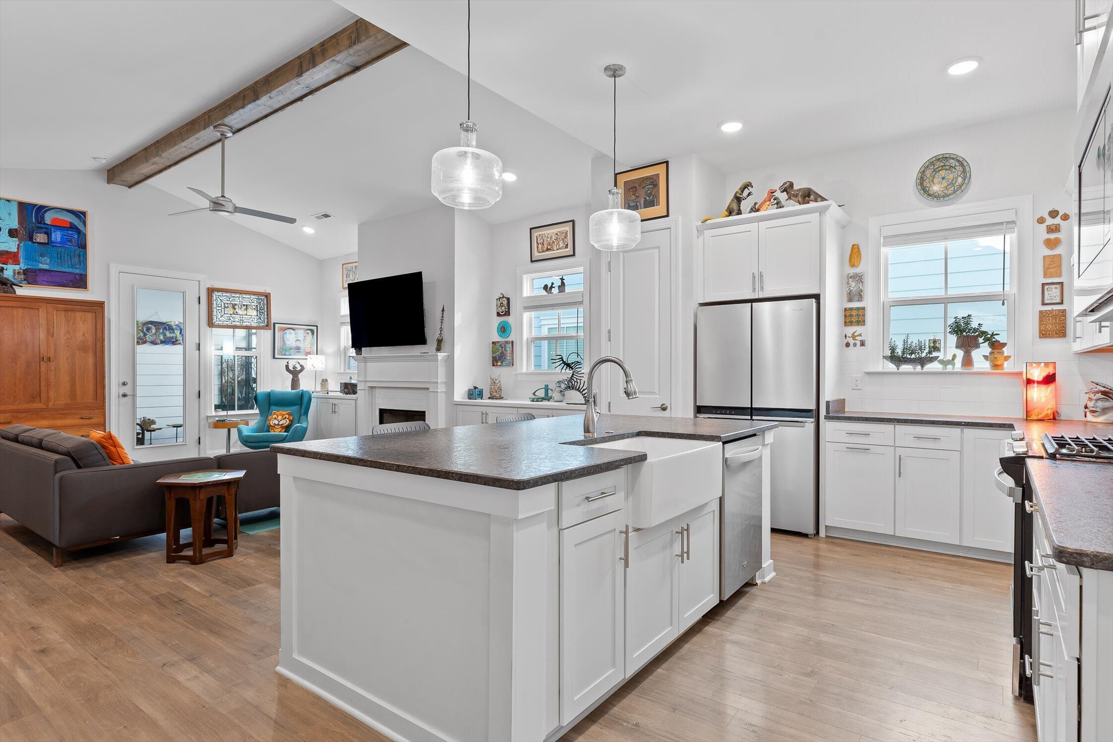 1864 Farmstead Drive