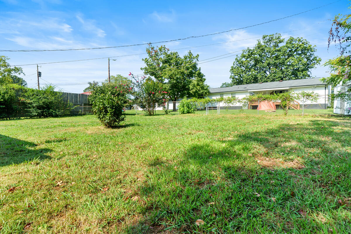 1621 Fernwood Circle