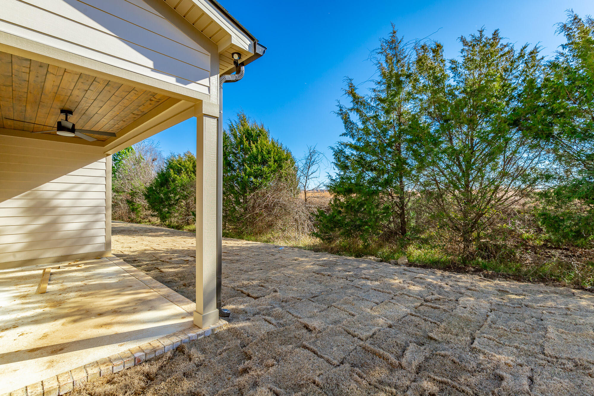 457 Willow Grove Court