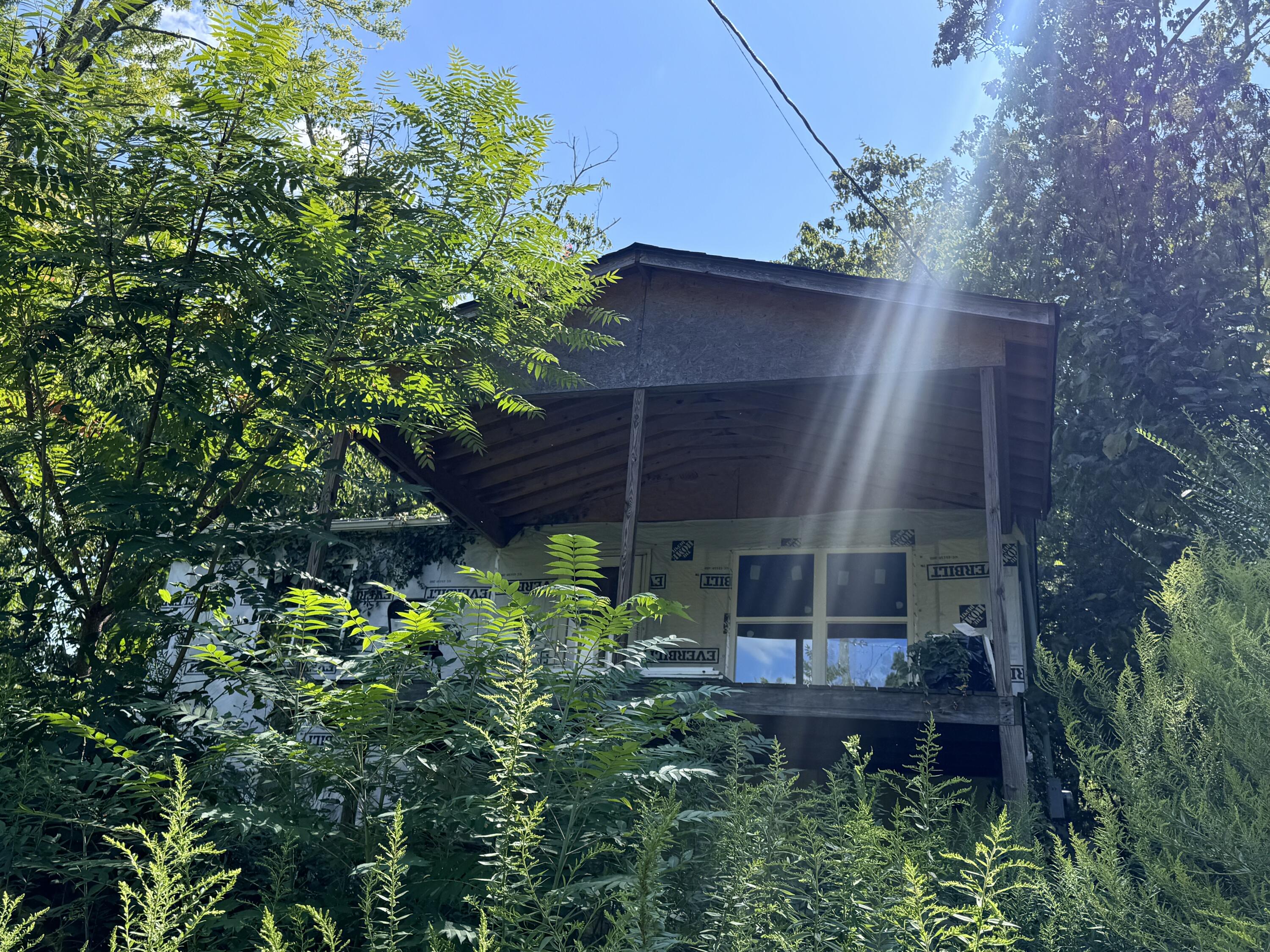 1917 Circle Drive SW