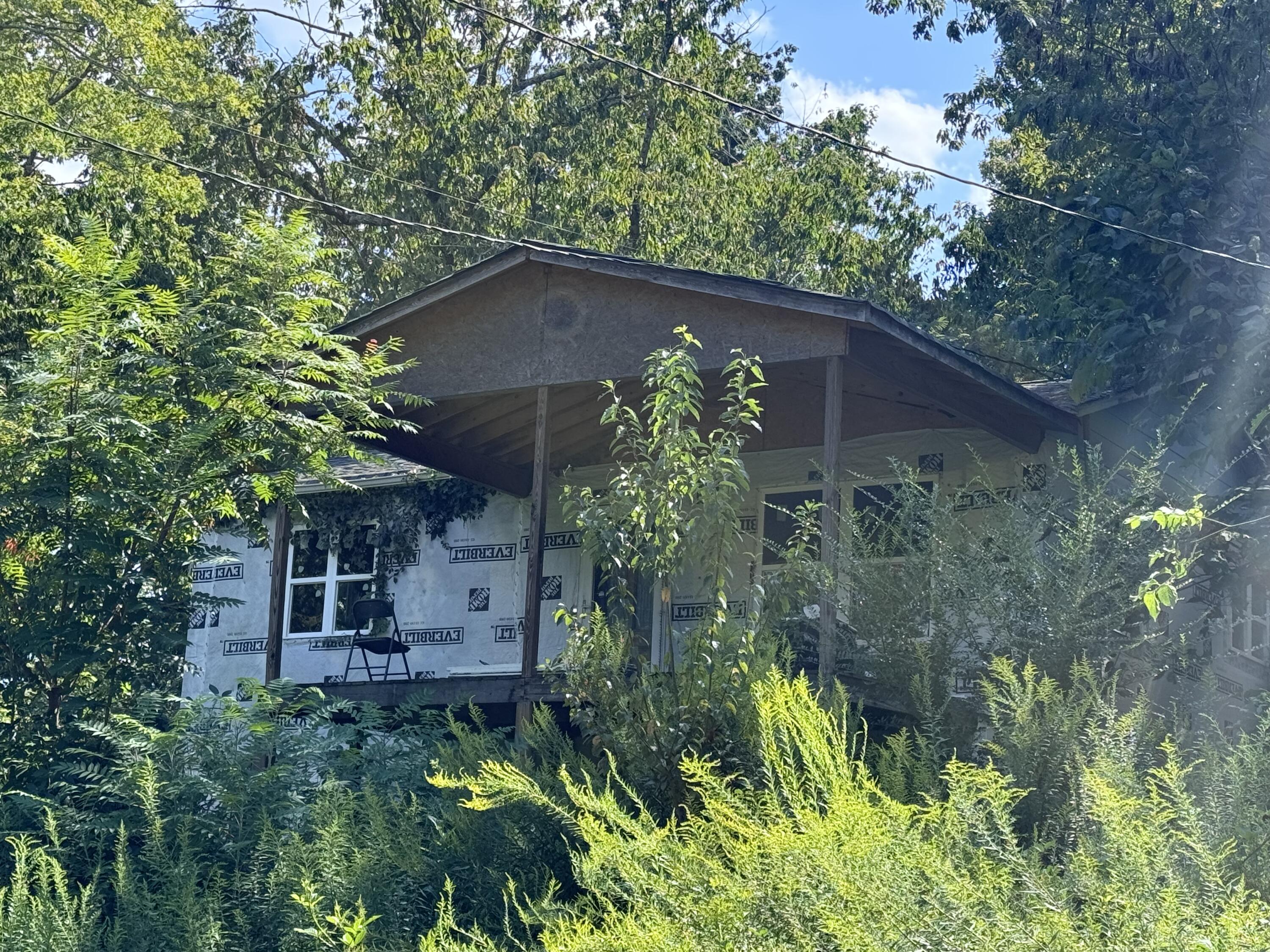 1917 Circle Drive SW