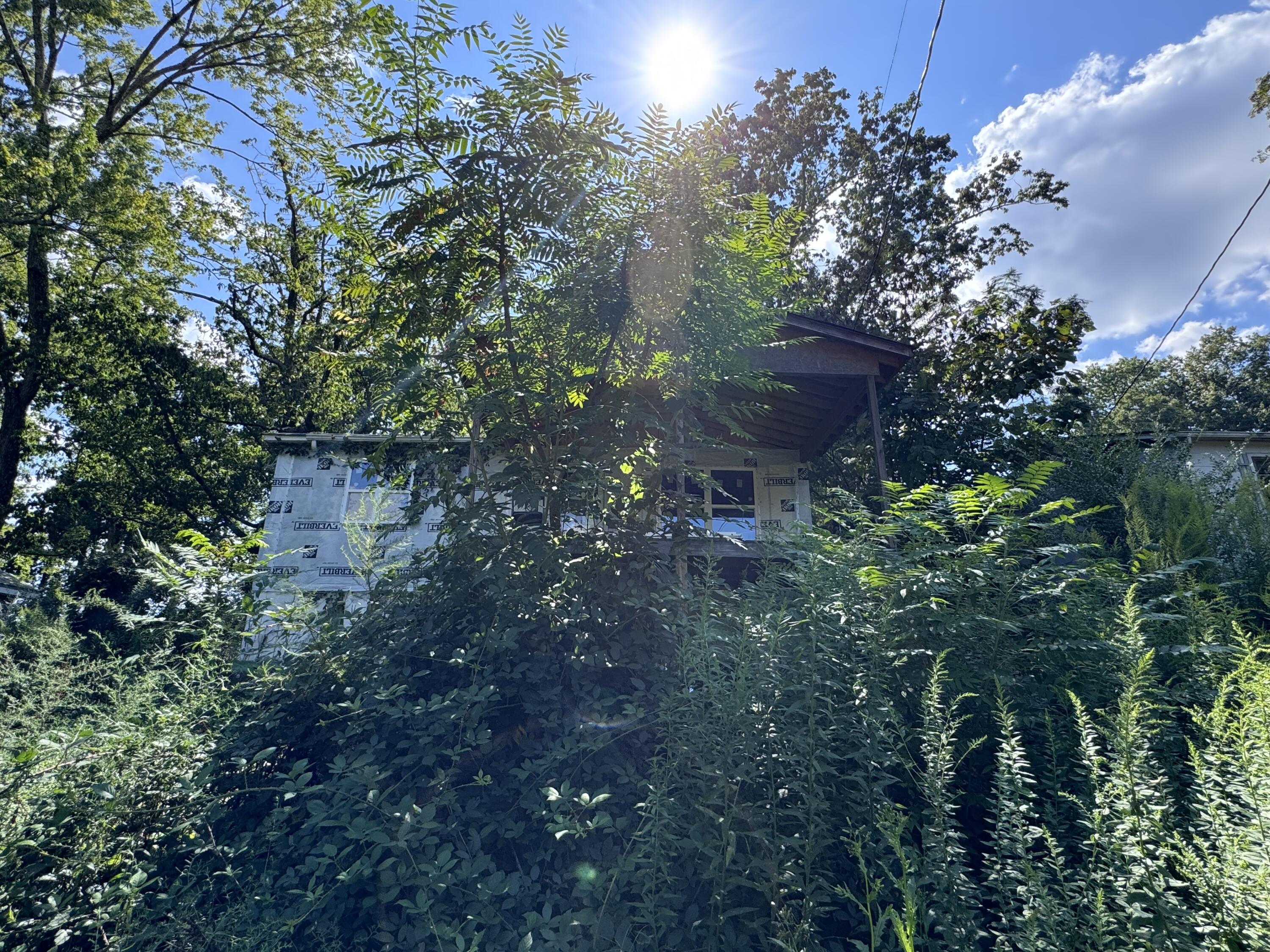 1917 Circle Drive SW