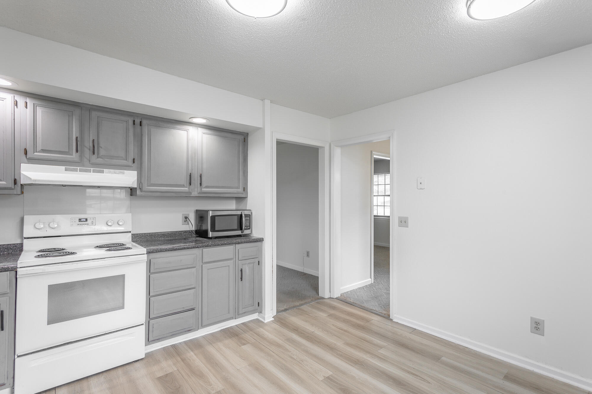 9512 Heathwood Drive