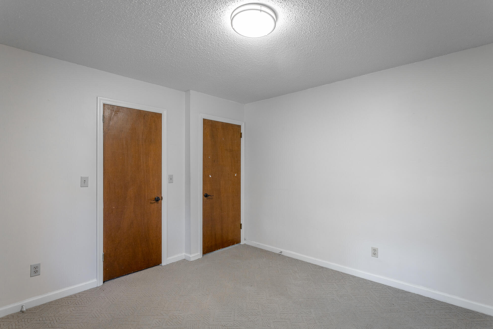 9512 Heathwood Drive