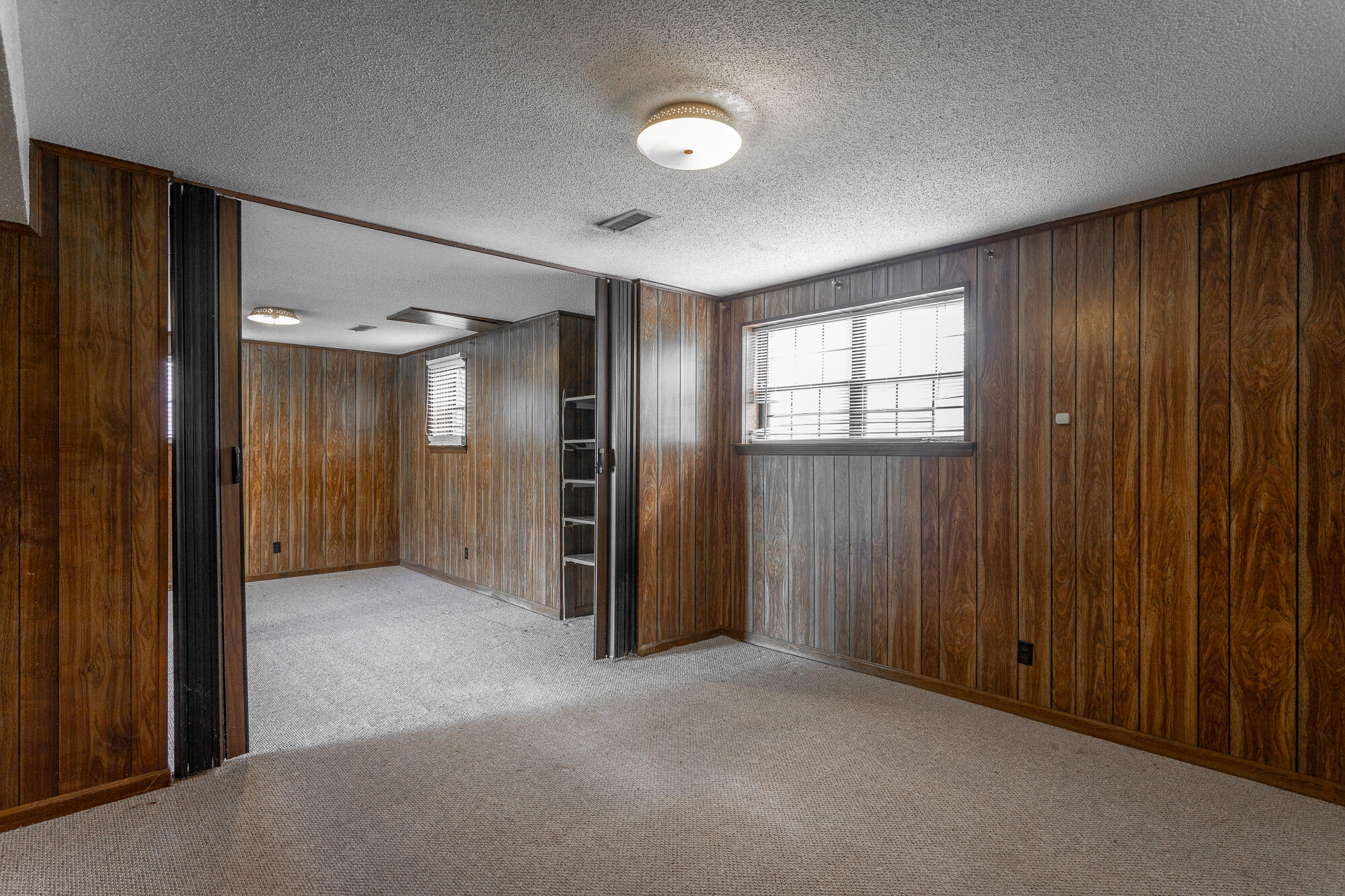 9512 Heathwood Drive