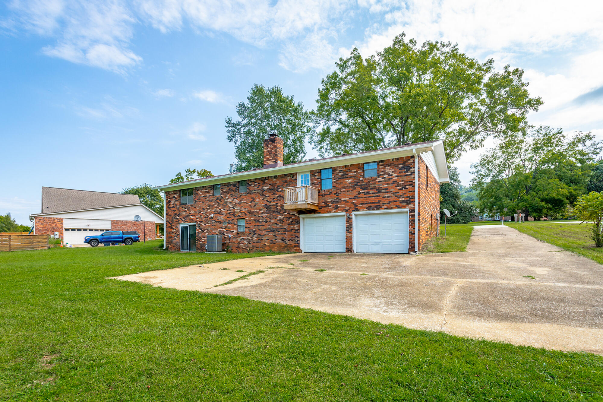 9512 Heathwood Drive