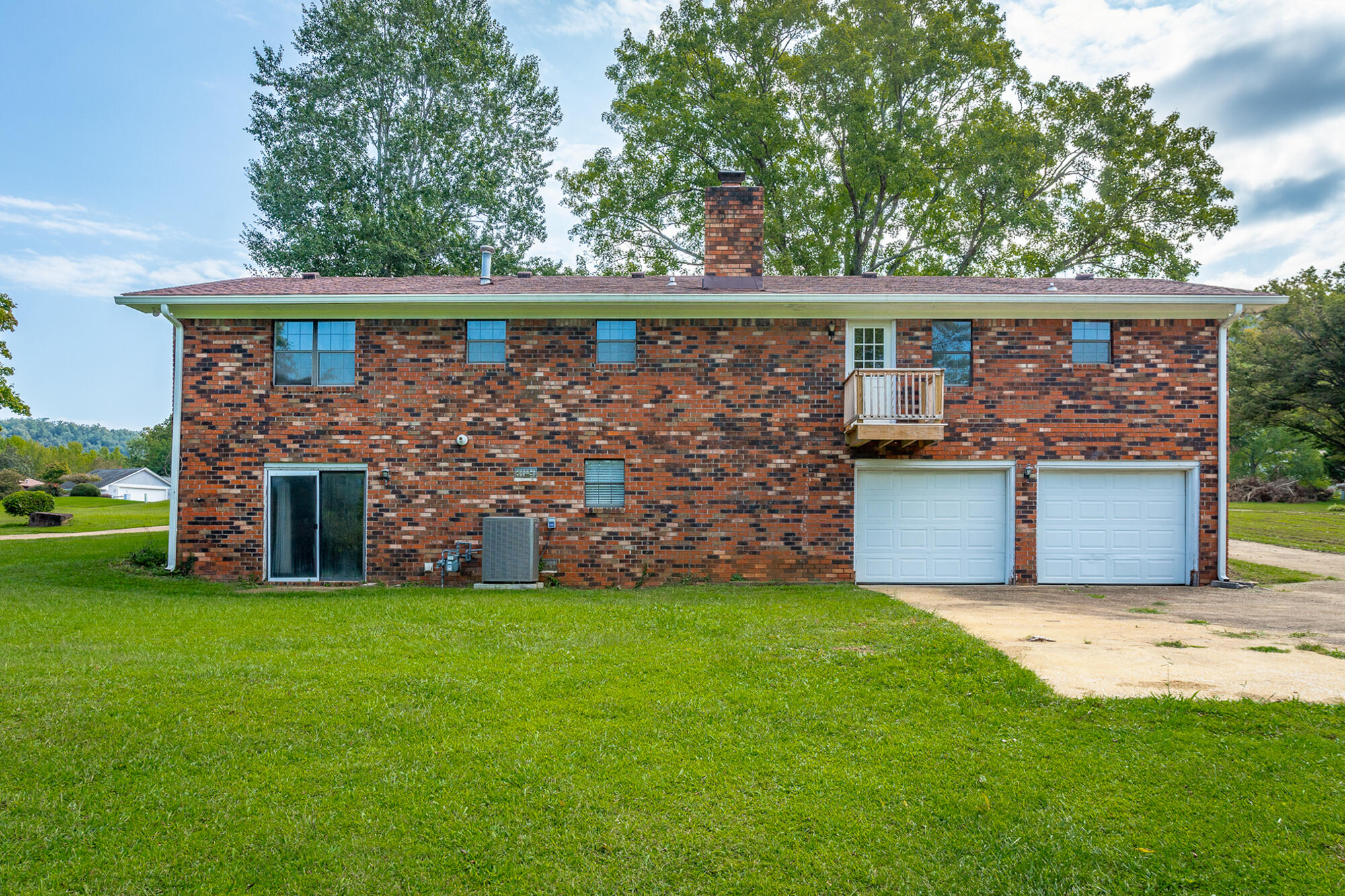 9512 Heathwood Drive