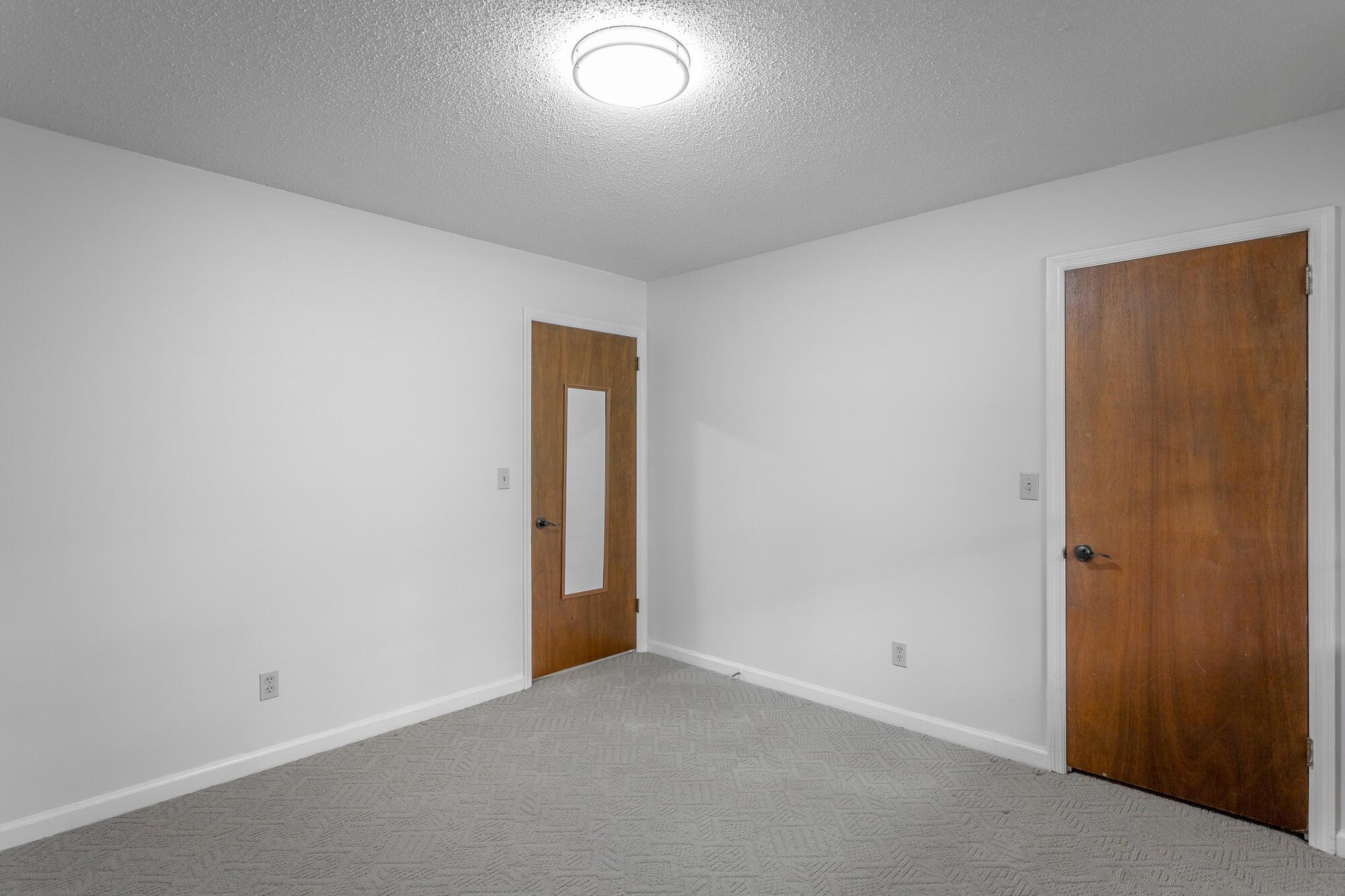 9512 Heathwood Drive